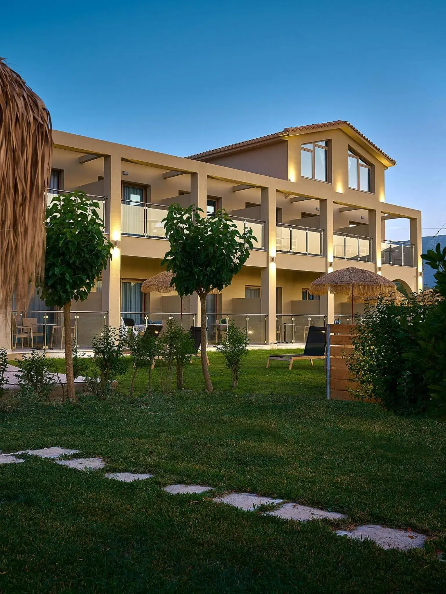 Grapevines Hotel Grapevines Hotel