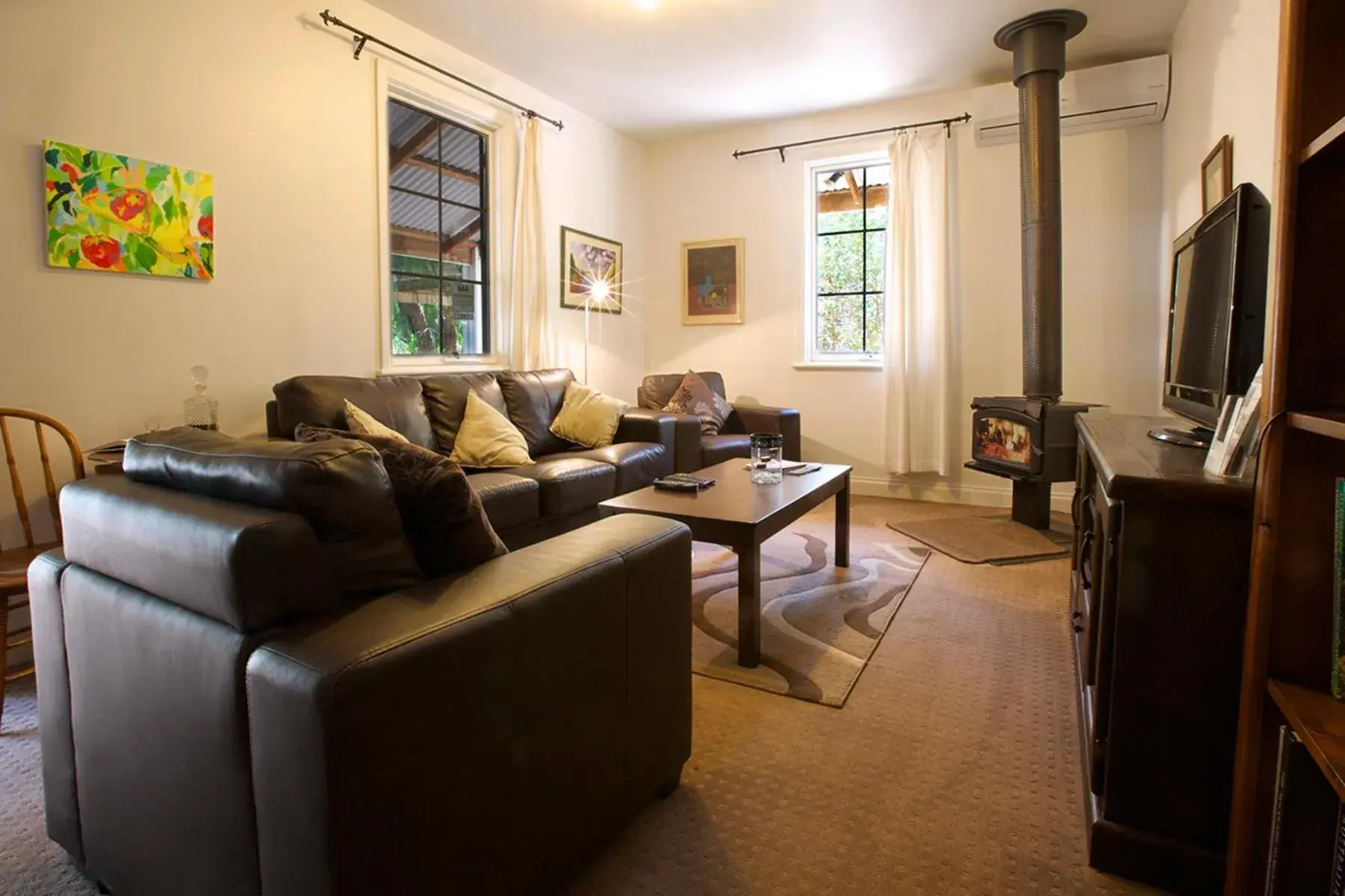 Two-Bedroom Cottage in Amy's House Bed & Breakfast Two-Bedroom Cottage in Amy's House Bed & Breakfast