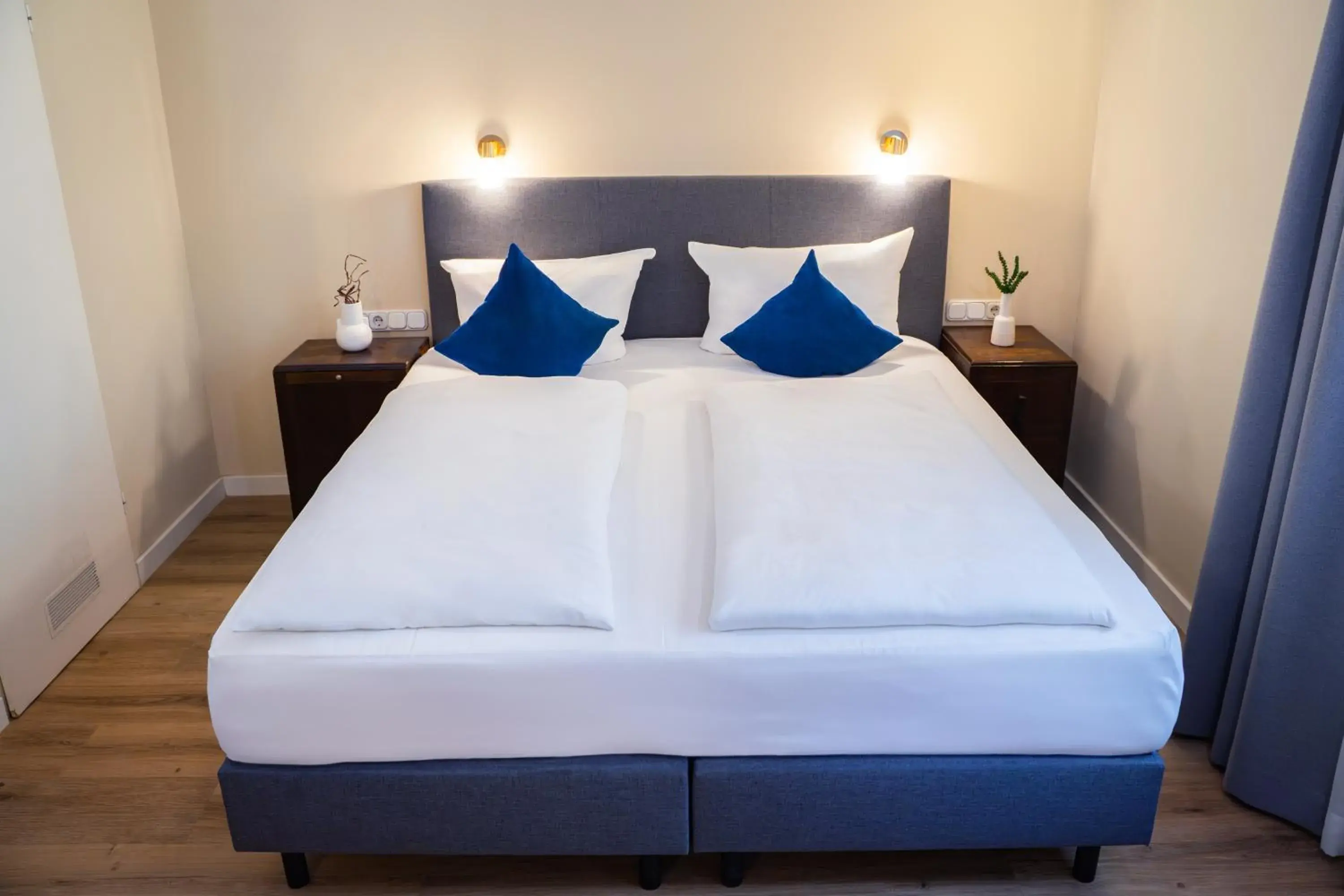 Double Room with Courtyard View in Hotel Altmünchen by Blattl Double Room with Courtyard View in Hotel Altmünchen by Blattl