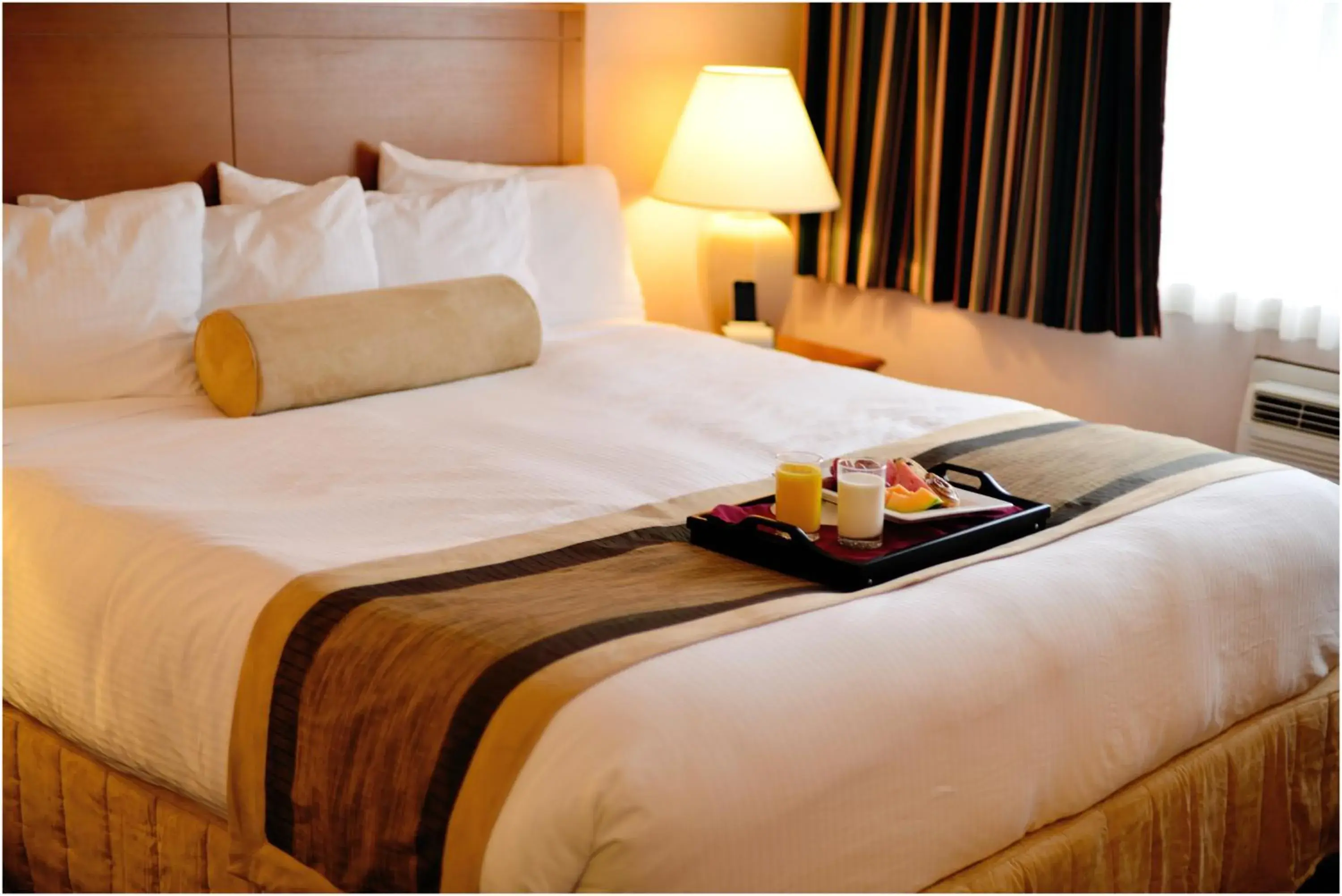 Queen Room in The Hospitality Inn Queen Room in The Hospitality Inn