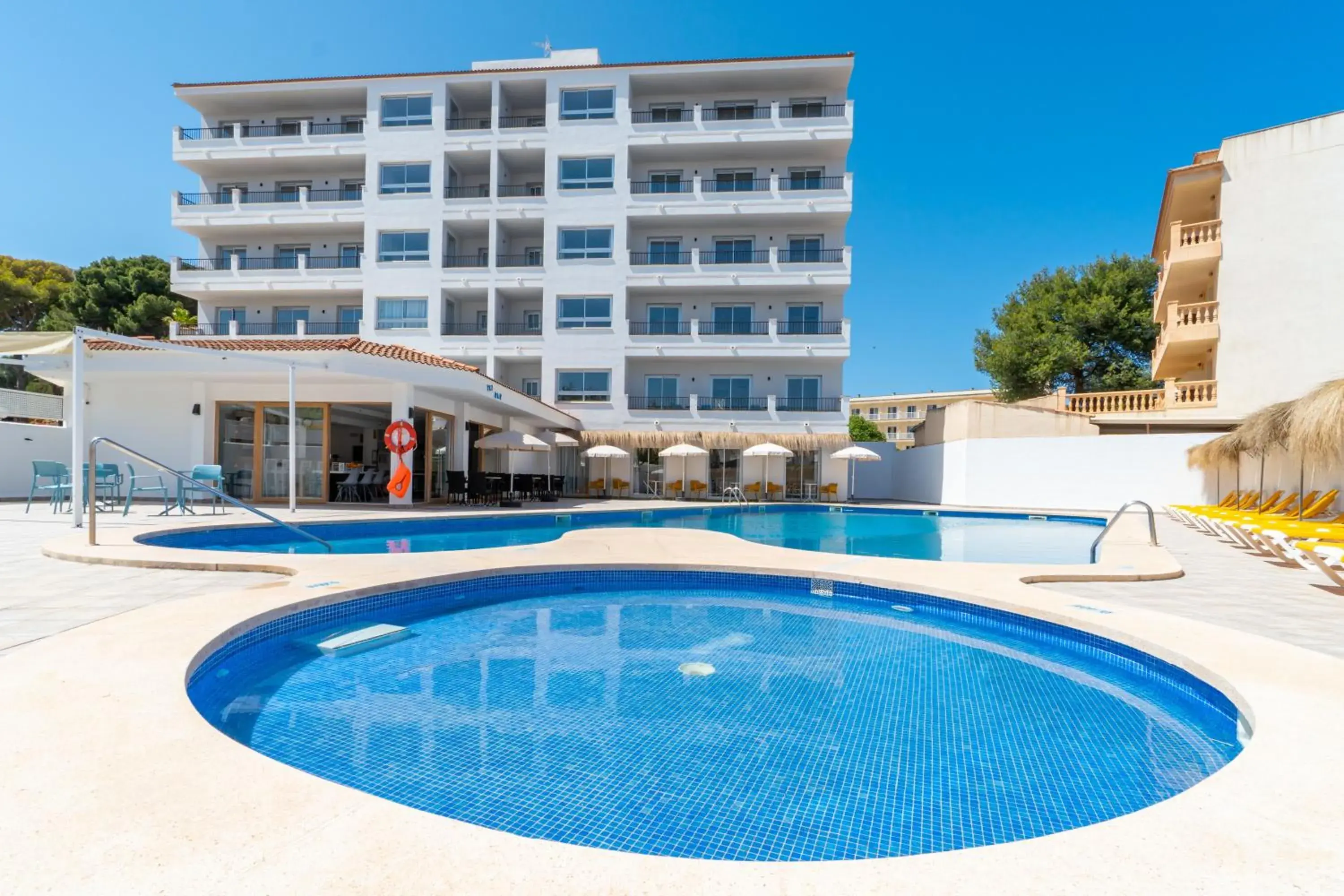 Apartaments La Perla Negra Apartaments La Perla Negra