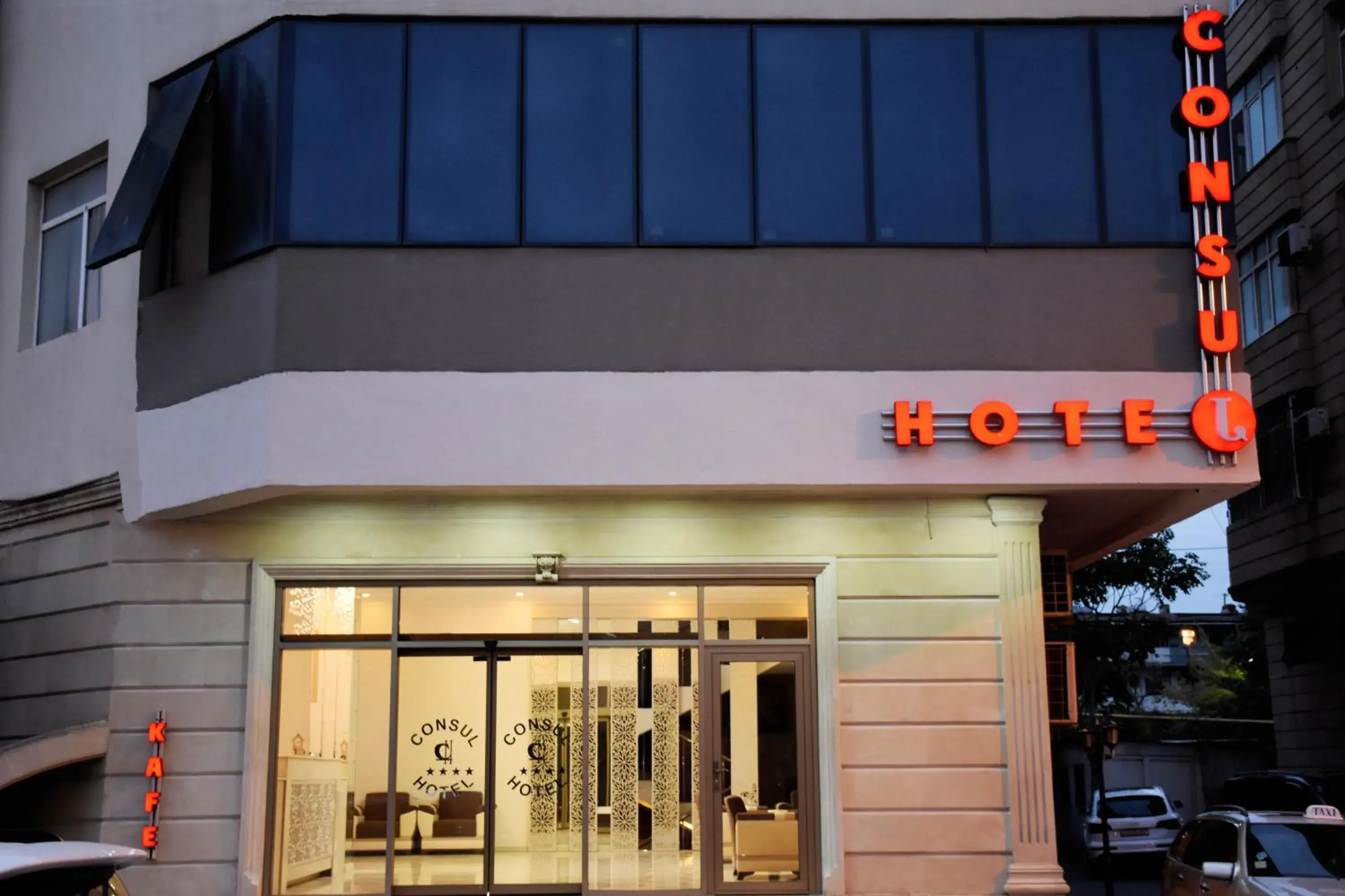 Consul Hotel Consul Hotel