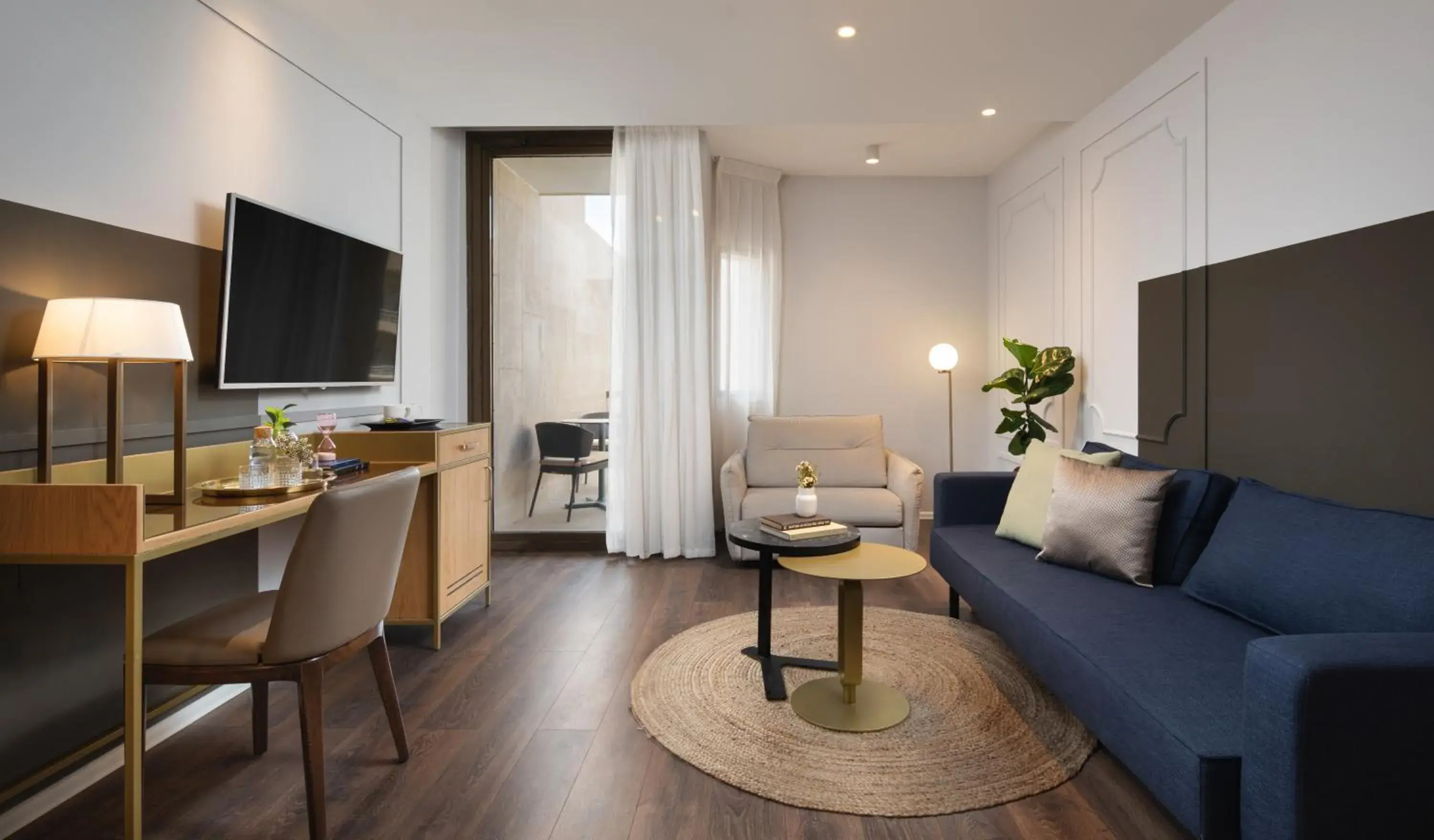 Suite - Lower Floor in Cassia Hotel Jerusalem Suite - Lower Floor in Cassia Hotel Jerusalem