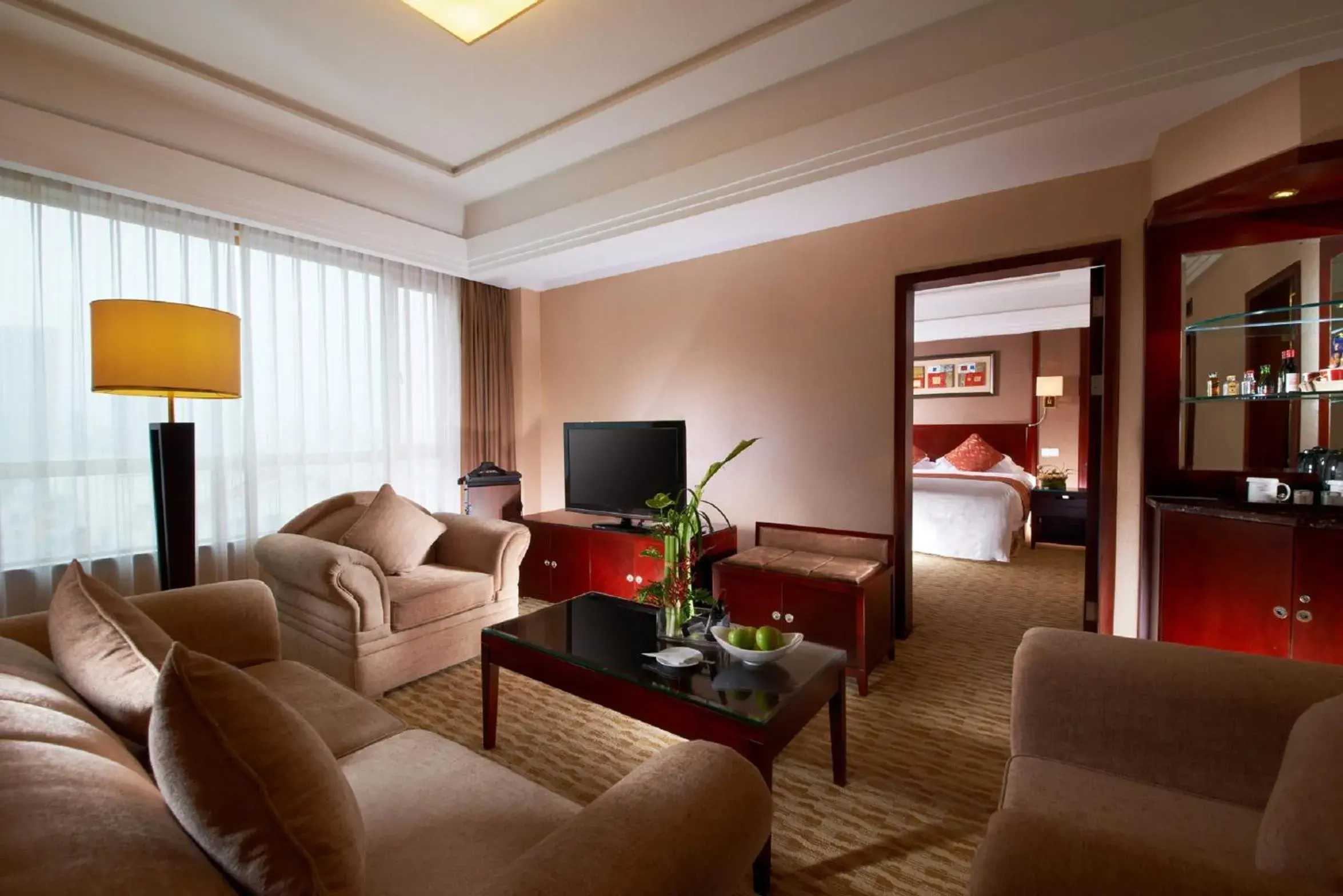 Superior King Suite - Smoking in Crowne Plaza City Center Ningbo by IHG - Near Ningbo Railway Station Superior King Suite - Smoking in Crowne Plaza City Center Ningbo by IHG - Near Ningbo Railway Station