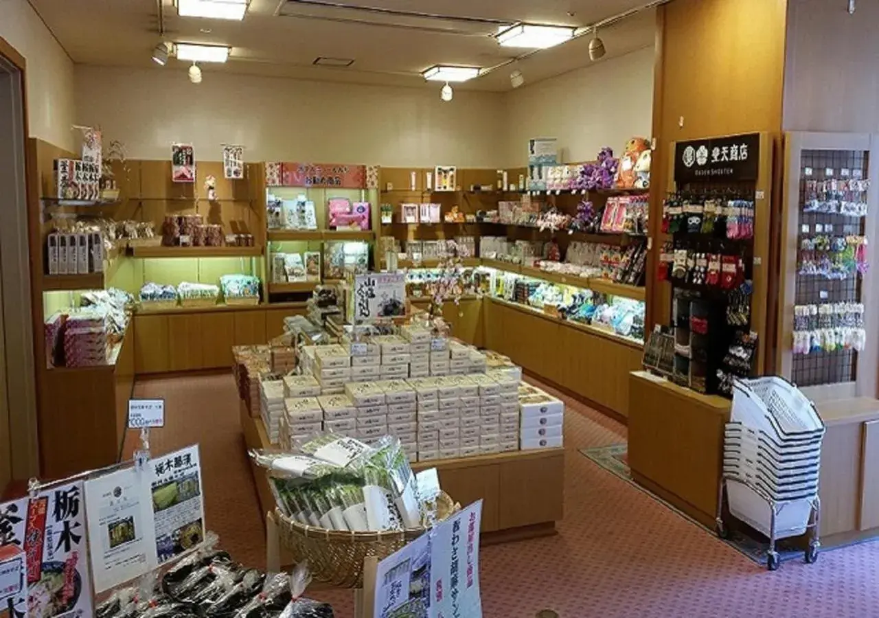 Japanese-Style Room with Private Bathroom and River View - Non-Smoking in Hotel New Momiji Japanese-Style Room with Private Bathroom and River View - Non-Smoking in Hotel New Momiji