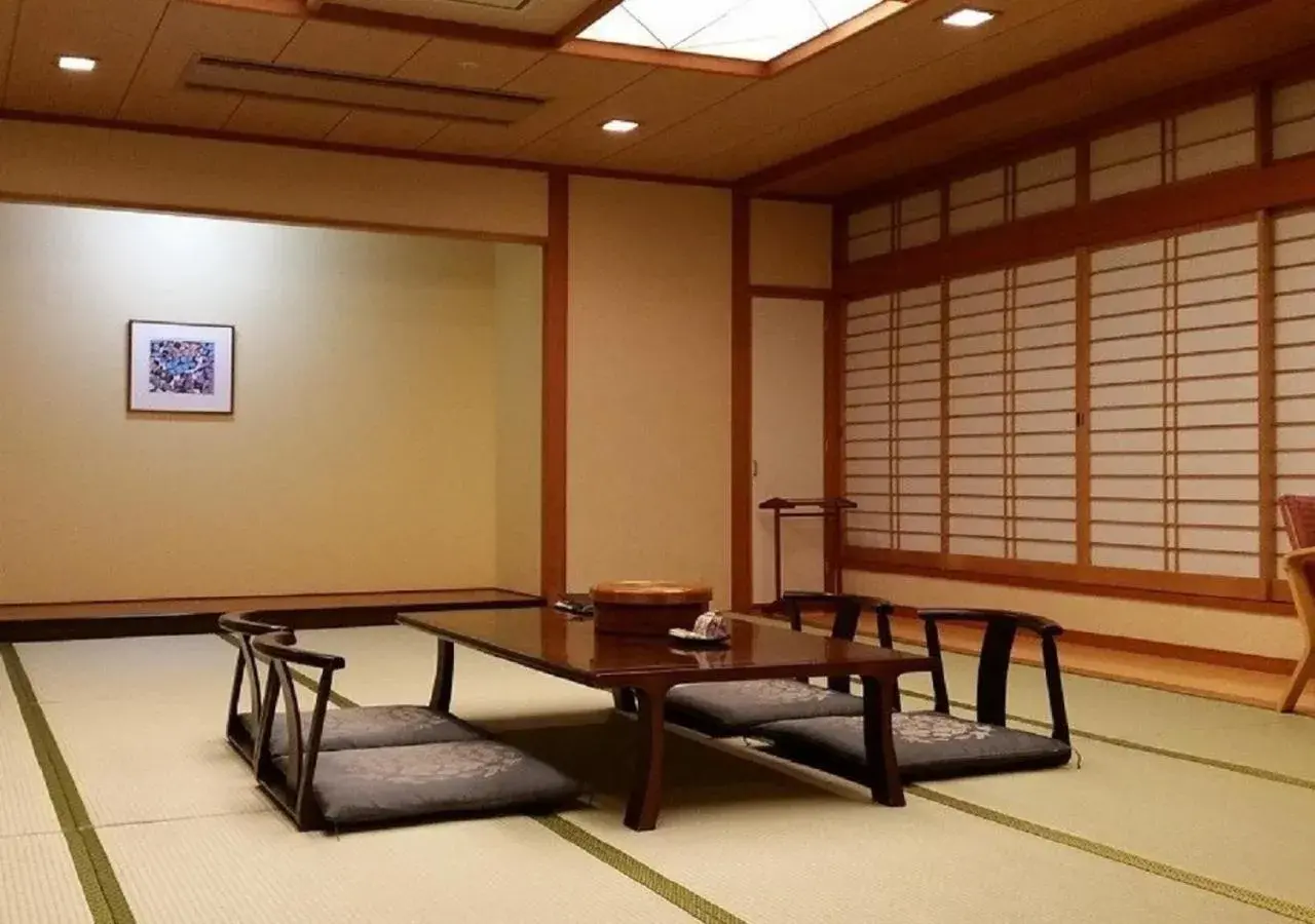 Japanese-Style Family Room with Toilet - Non-Smoking in Hotel New Momiji Japanese-Style Family Room with Toilet - Non-Smoking in Hotel New Momiji
