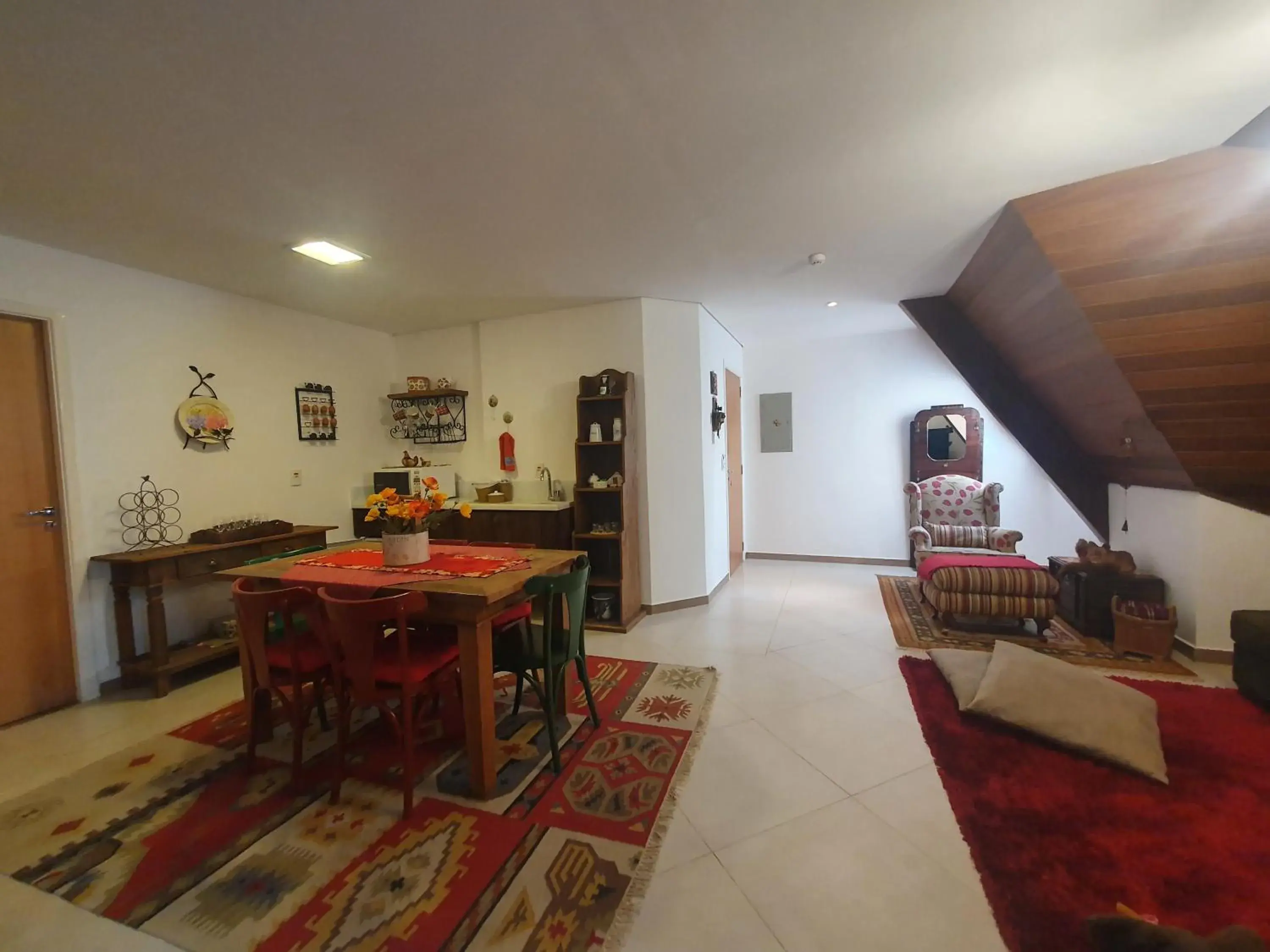 Three-Bedroom Chalet in Pousada Annecy - CAPIVARI Fácil acesso ao centrinho e Baden Bar Three-Bedroom Chalet in Pousada Annecy - CAPIVARI Fácil acesso ao centrinho e Baden Bar