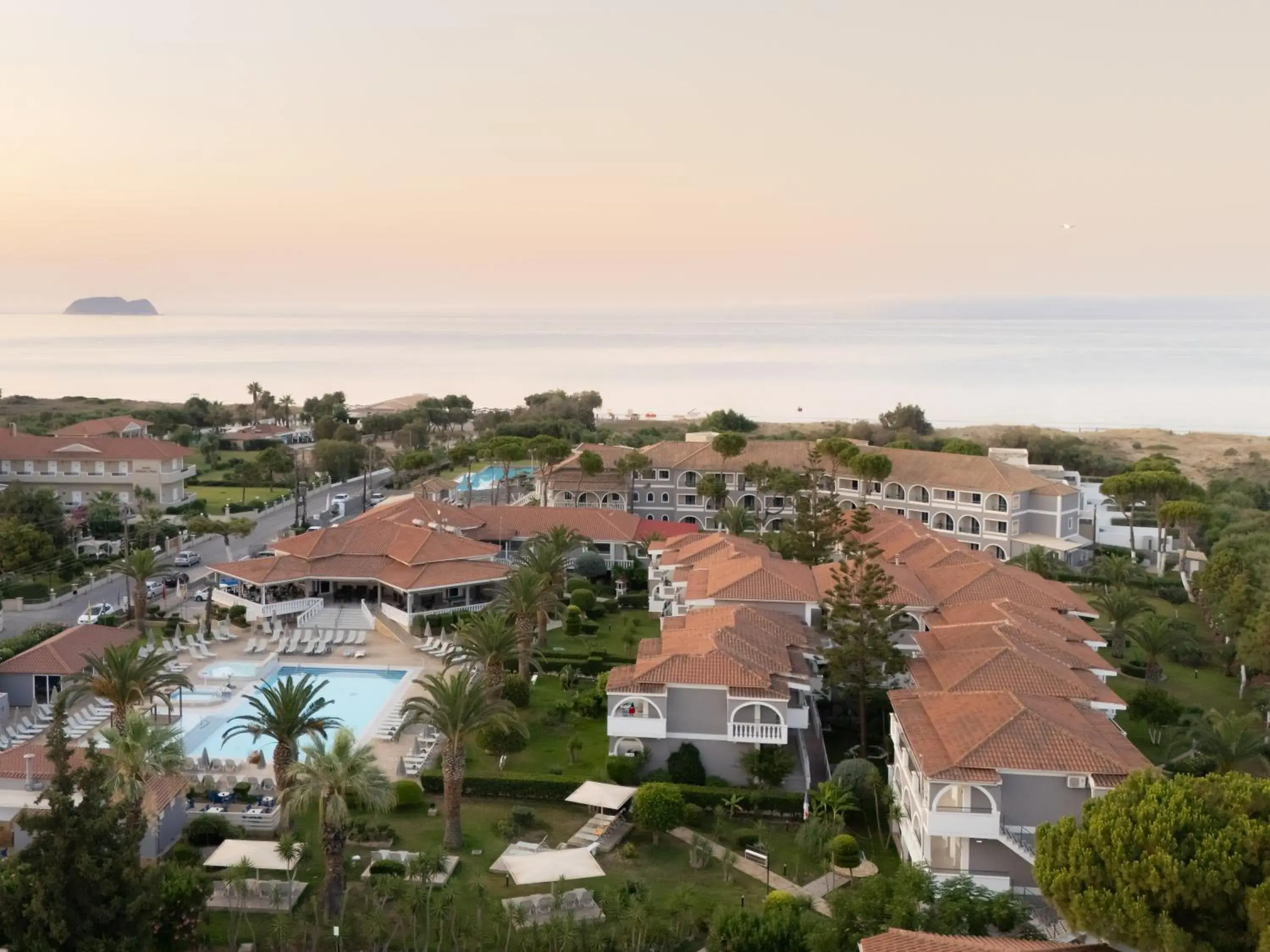 Golden Sun Hotel Golden Sun Hotel