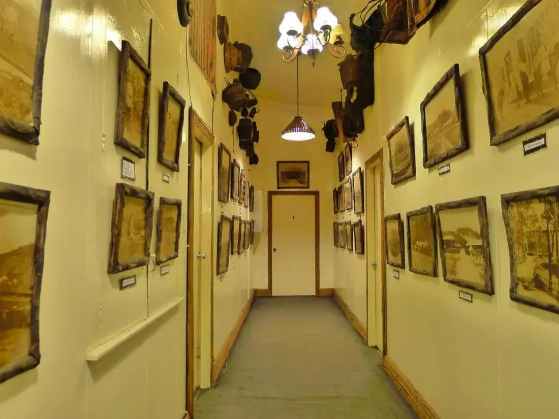 Mountain Lodge Hotel and Restaurant Mountain Lodge Hotel and Restaurant