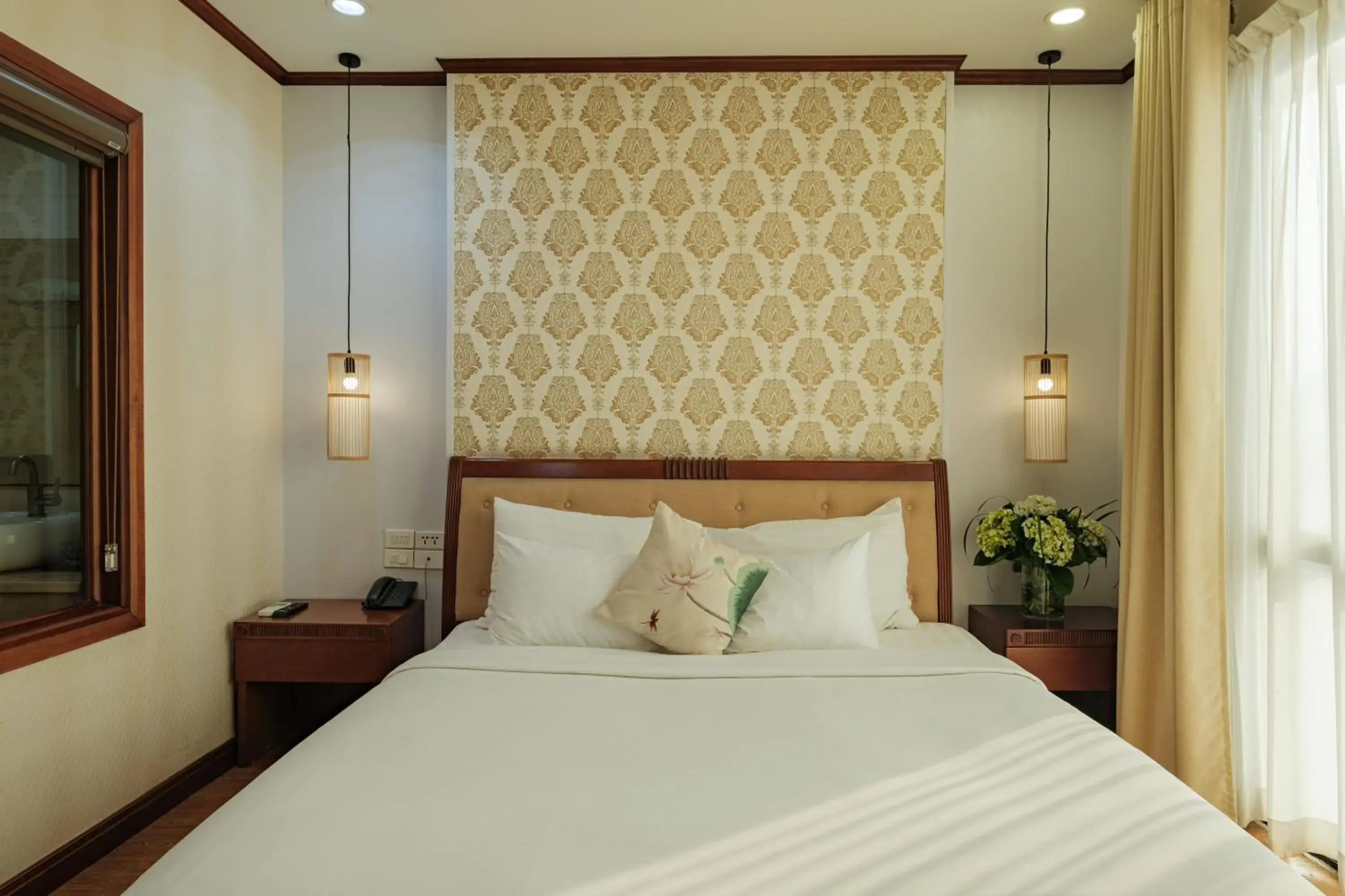 Standard King Room in Sunset Westlake Hanoi Hotel Standard King Room in Sunset Westlake Hanoi Hotel