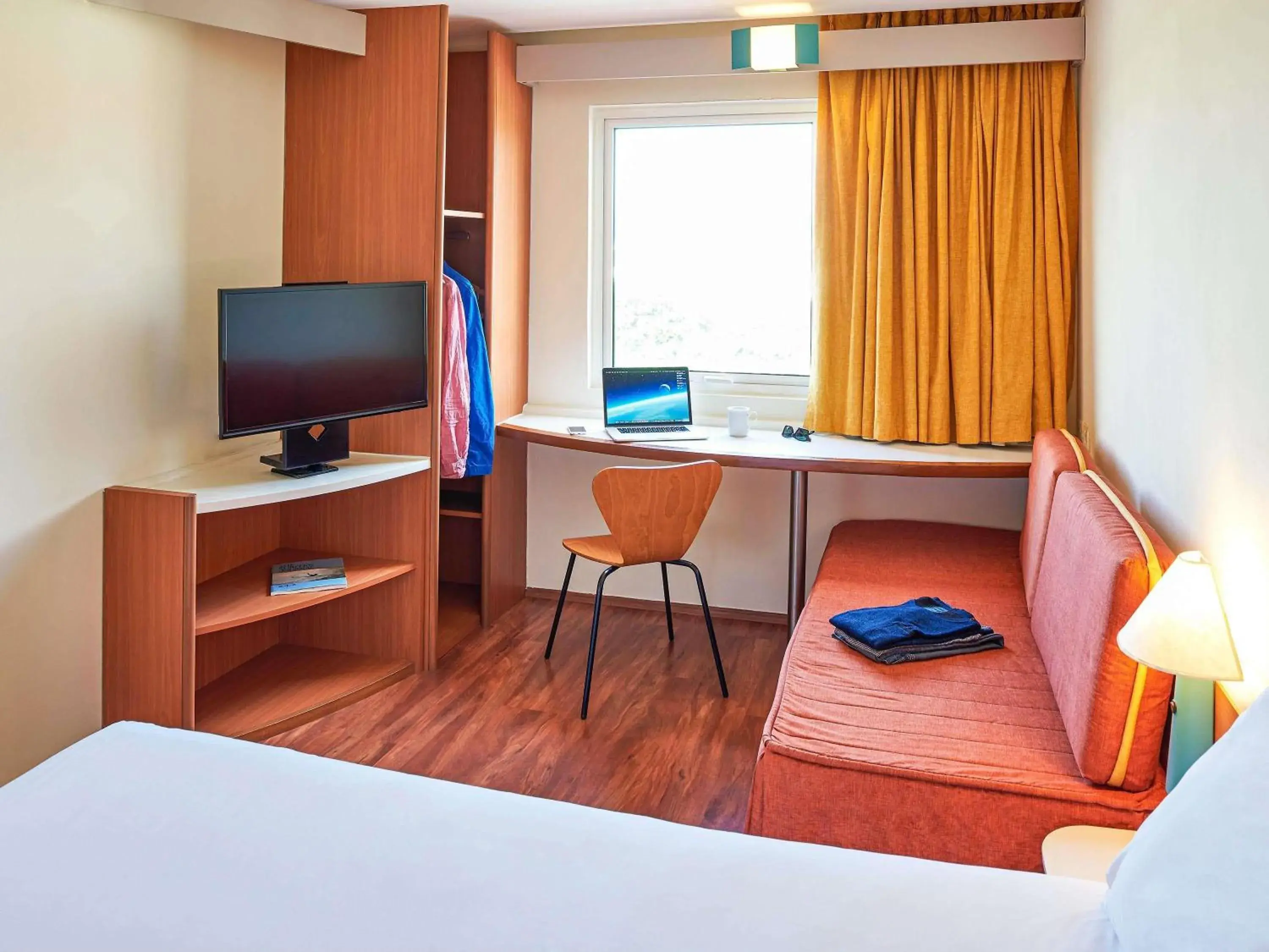 Double Room in Ibis Monterrey Aeropuerto Double Room in Ibis Monterrey Aeropuerto