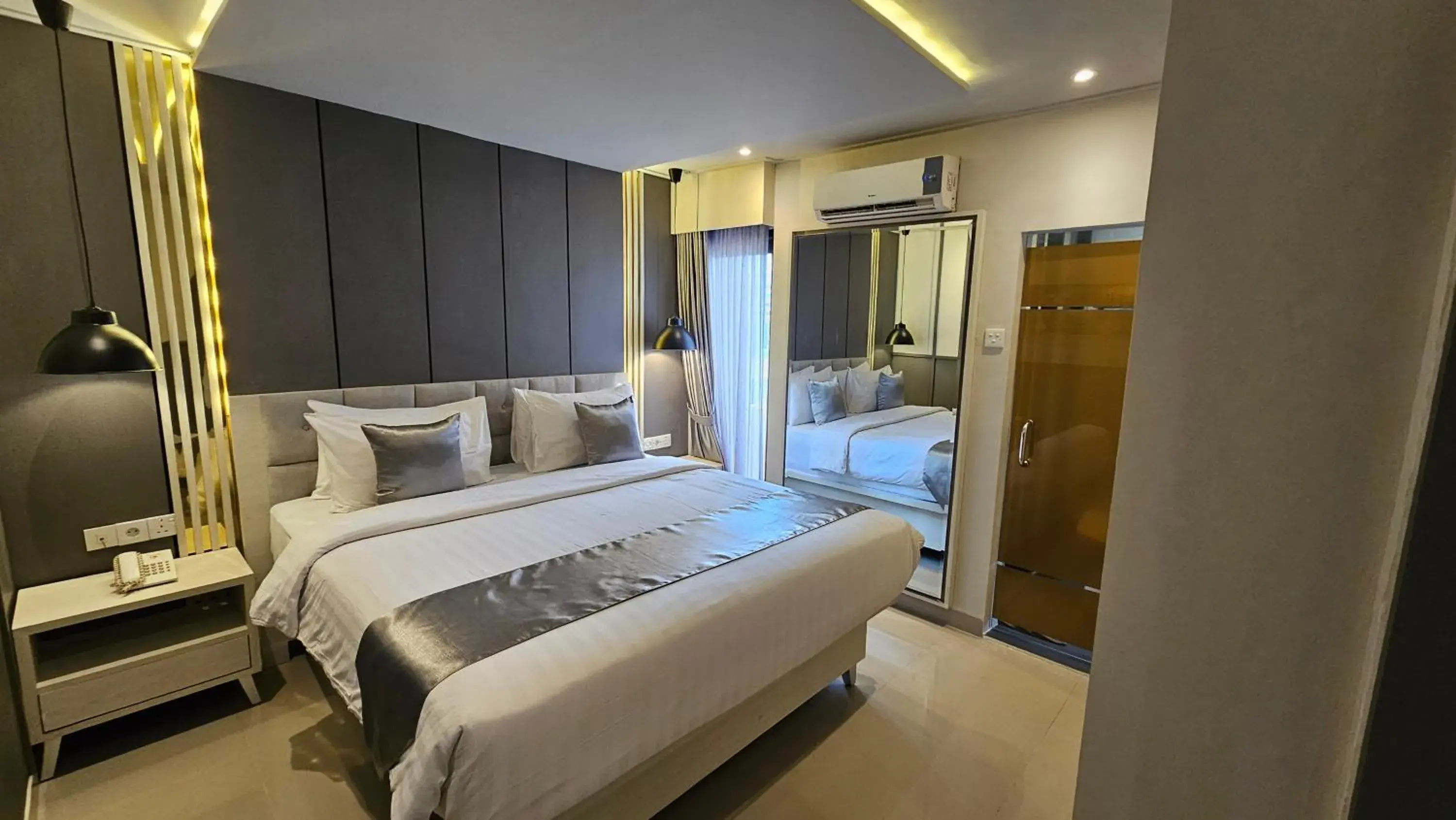 Suite with City View in 1O1 URBAN Jakarta Thamrin Suite with City View in 1O1 URBAN Jakarta Thamrin