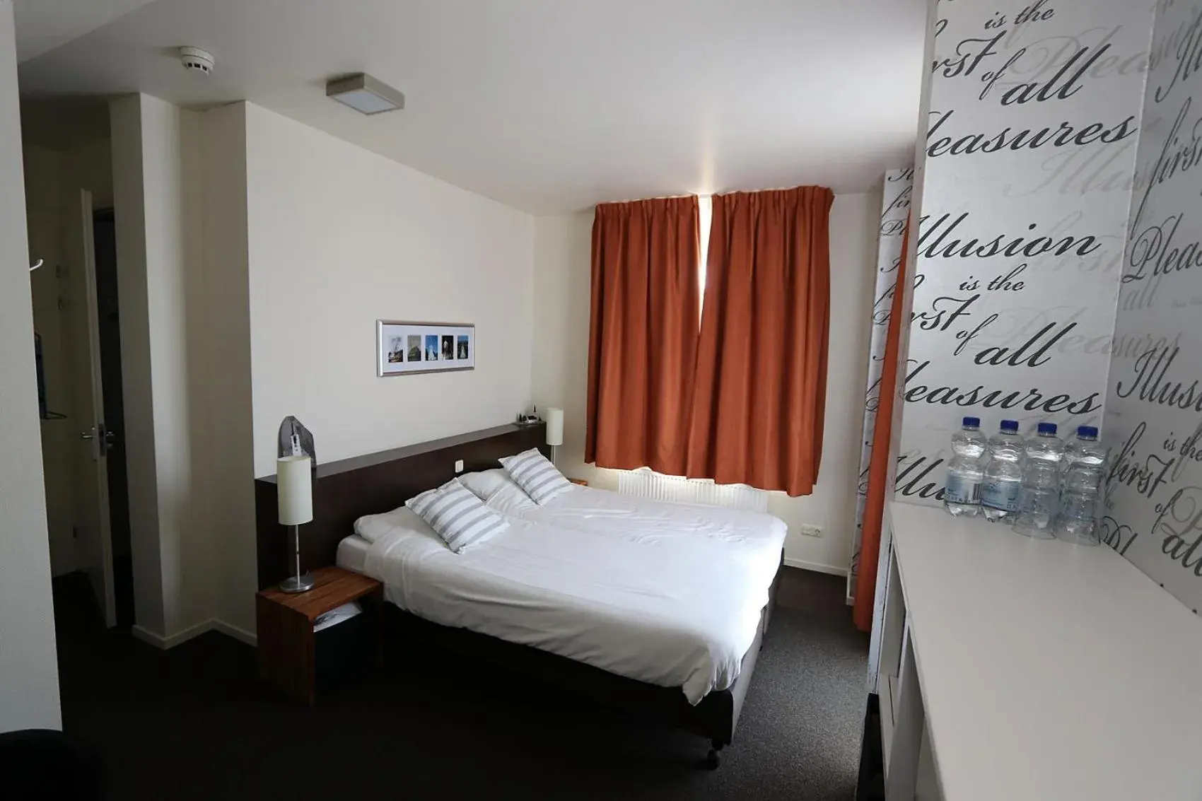 Comfort Triple Room - single occupancy in Boutique Hotel De Raetskamer Comfort Triple Room - single occupancy in Boutique Hotel De Raetskamer