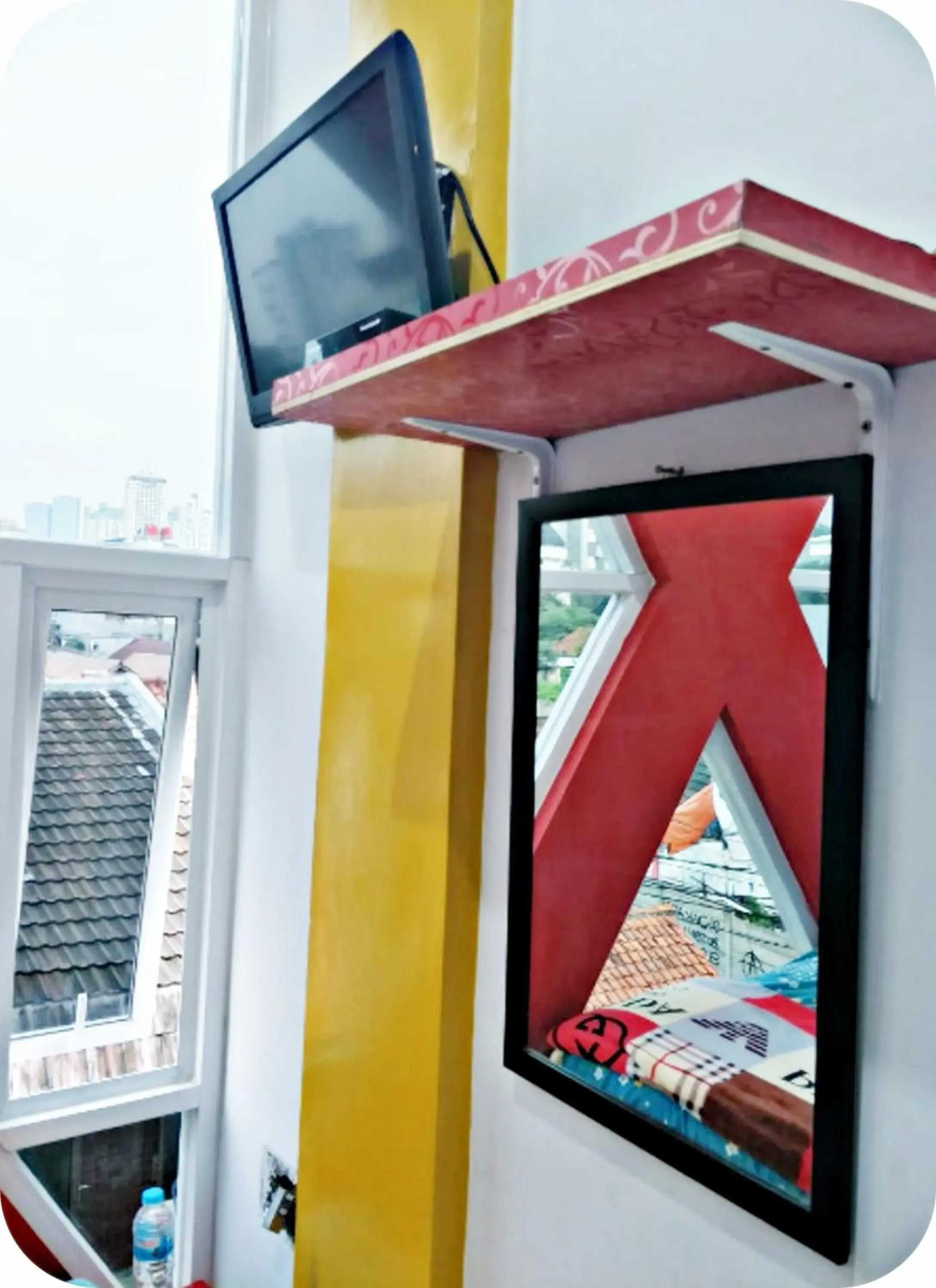 Small Single Room - single occupancy in Kamargue Jakarta Small Single Room - single occupancy in Kamargue Jakarta