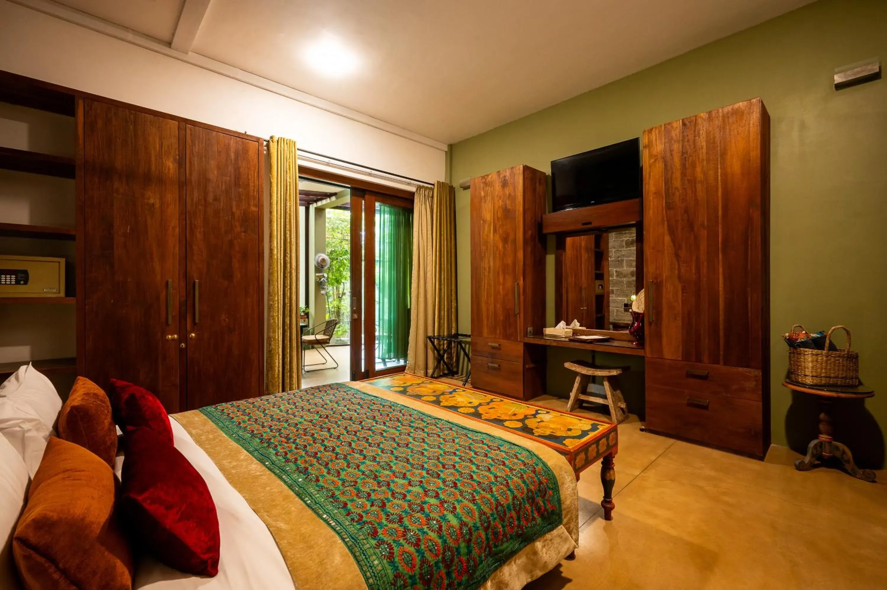 Deluxe Junior Suite - single occupancy in Aathma Colombo House Deluxe Junior Suite - single occupancy in Aathma Colombo House