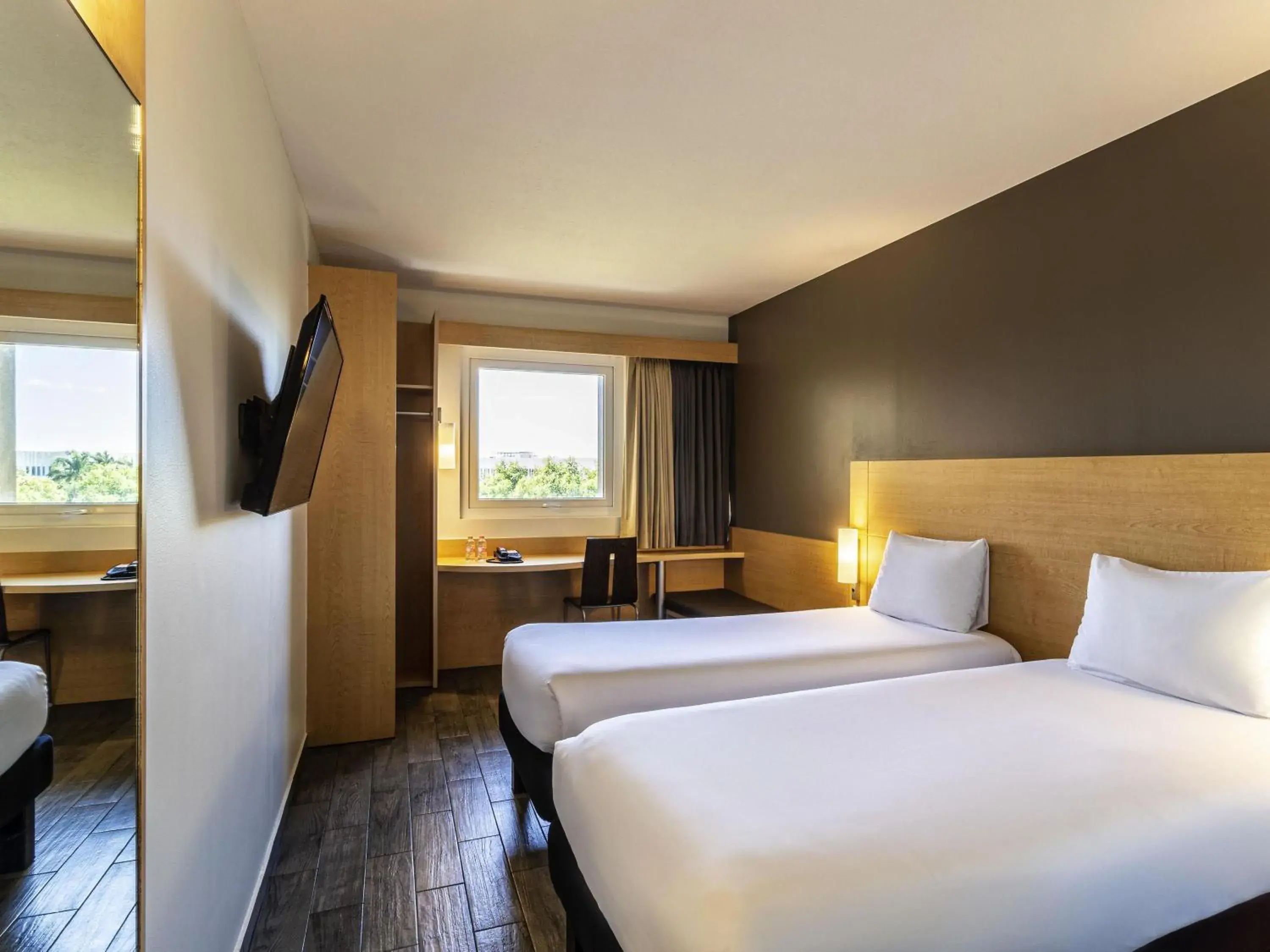 Double Room with Two Double Beds in Ibis Merida Double Room with Two Double Beds in Ibis Merida