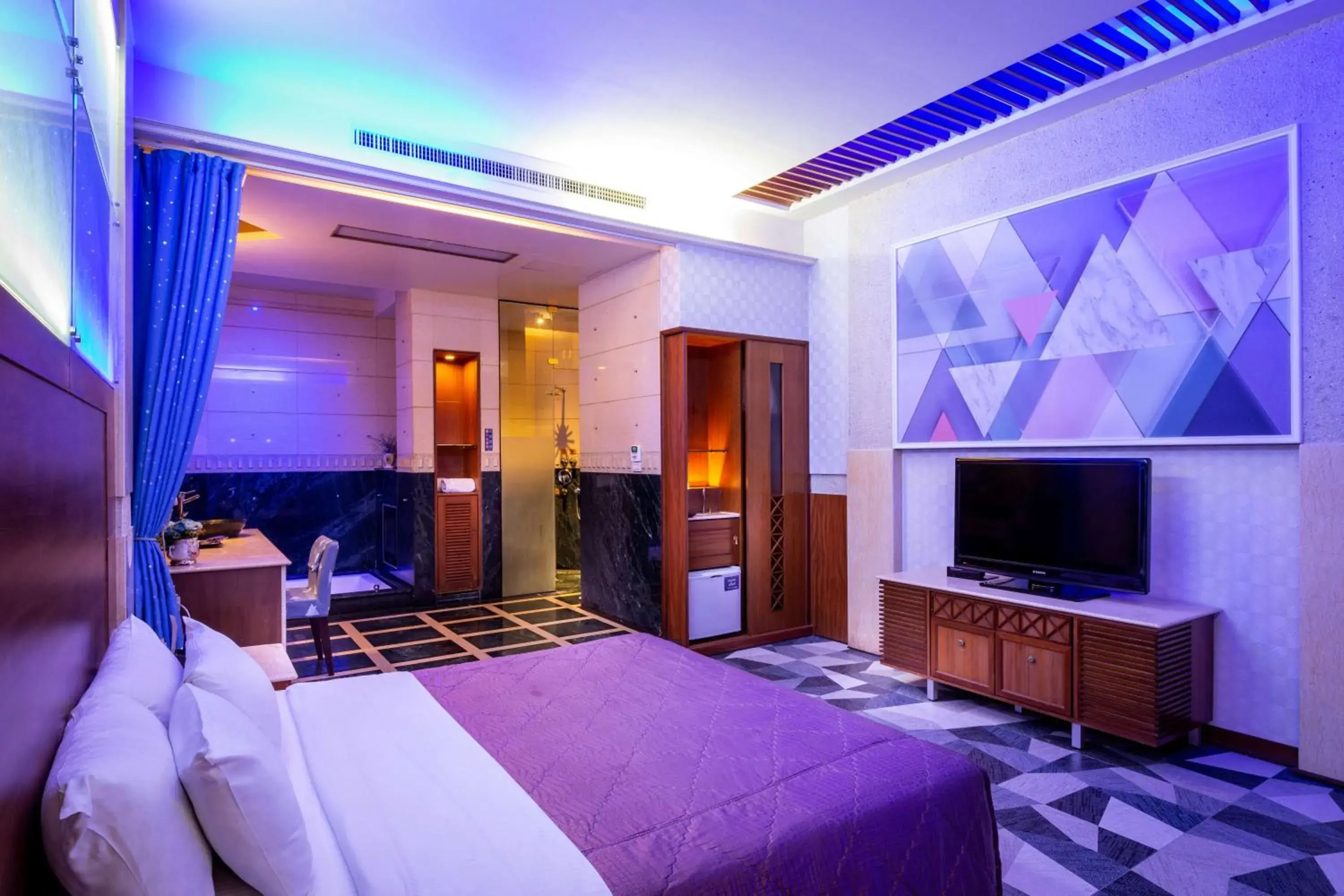 Queen Room with Spa Bath in 國妃鷹堡時尚健康館King & Princess Motel Queen Room with Spa Bath in 國妃鷹堡時尚健康館King & Princess Motel