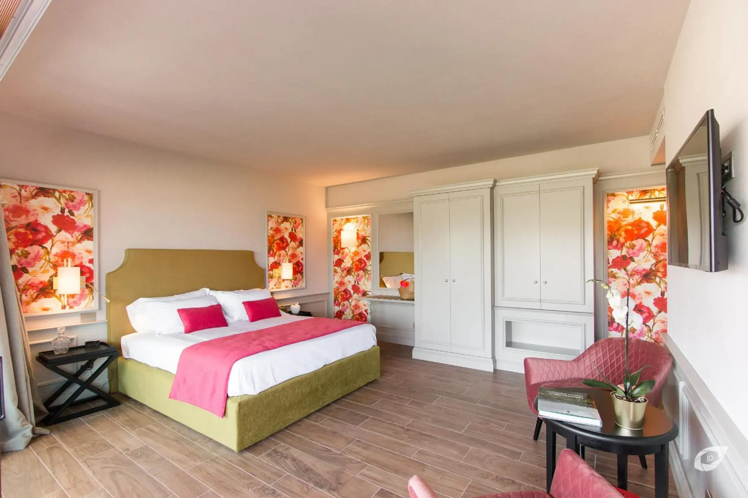 King Room in Buonamico Wine Resort King Room in Buonamico Wine Resort