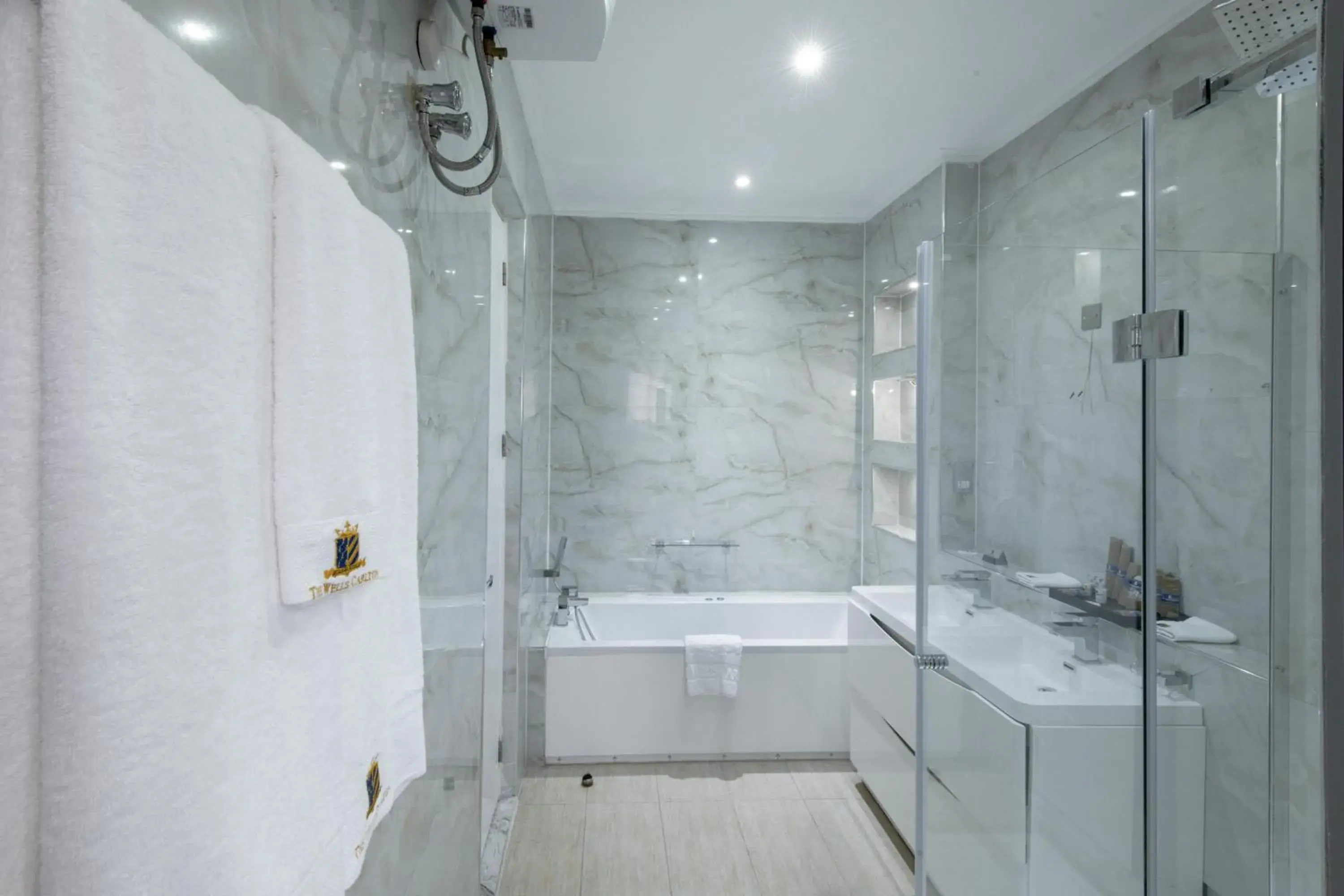 Executive Suite in The Wells Carlton Executive Suite in The Wells Carlton