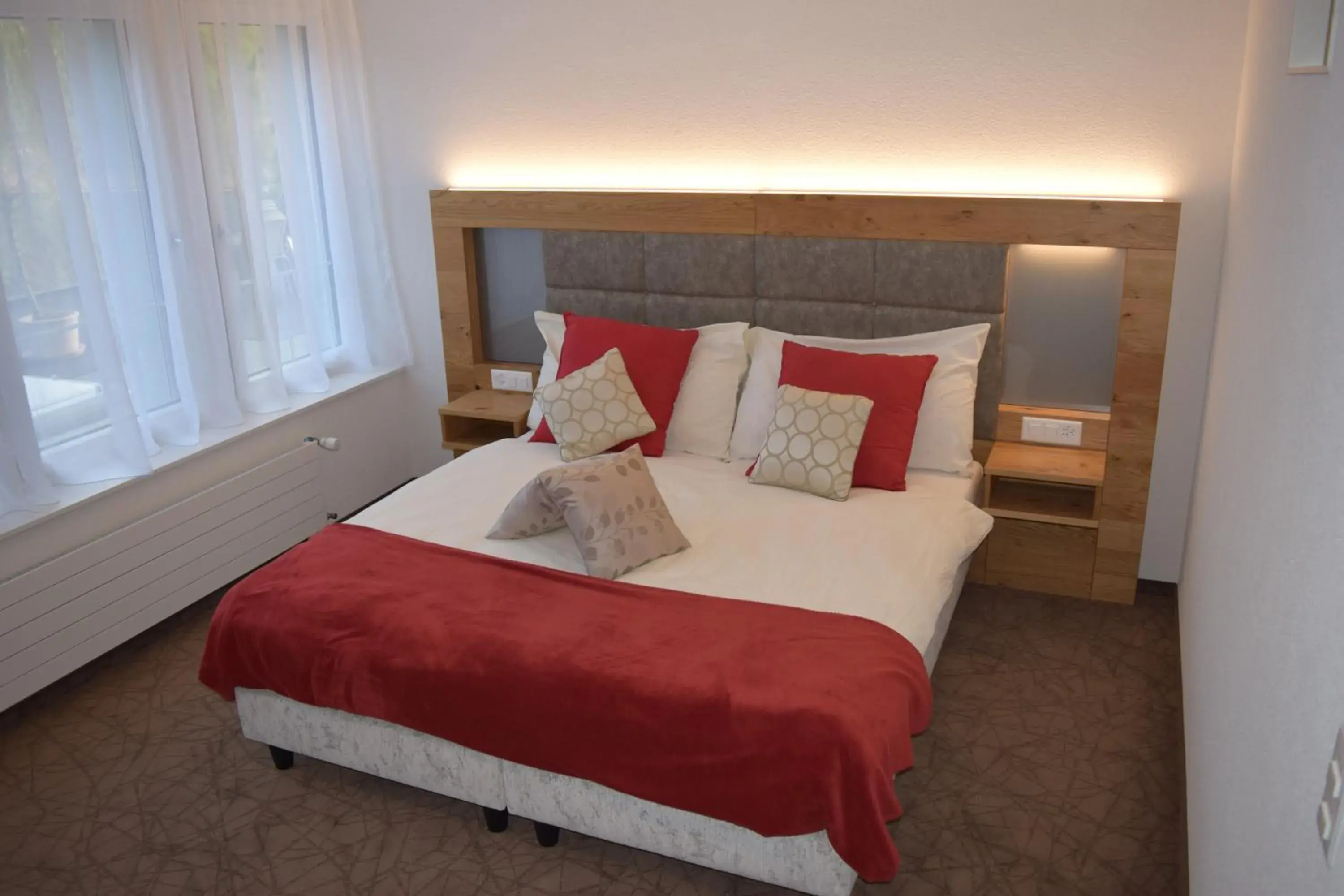 Deluxe Double Room in Hotel Acacia Deluxe Double Room in Hotel Acacia