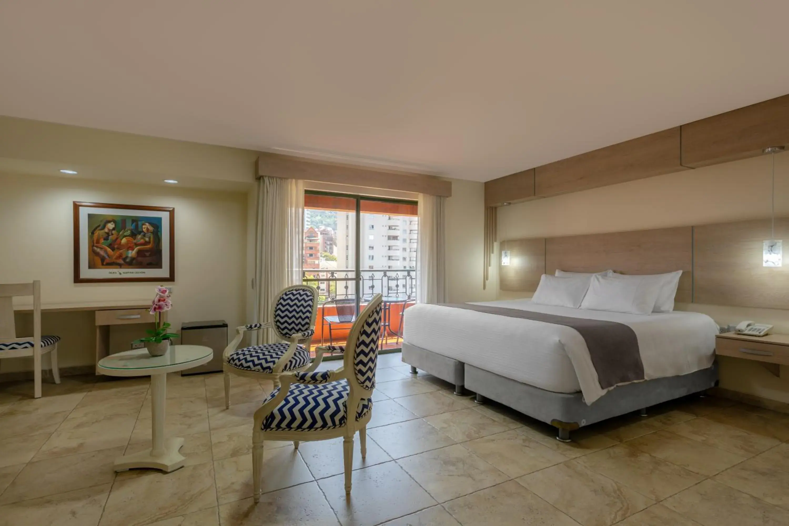 Deluxe Double Room with Balcony in Hotel Obelisco Deluxe Double Room with Balcony in Hotel Obelisco