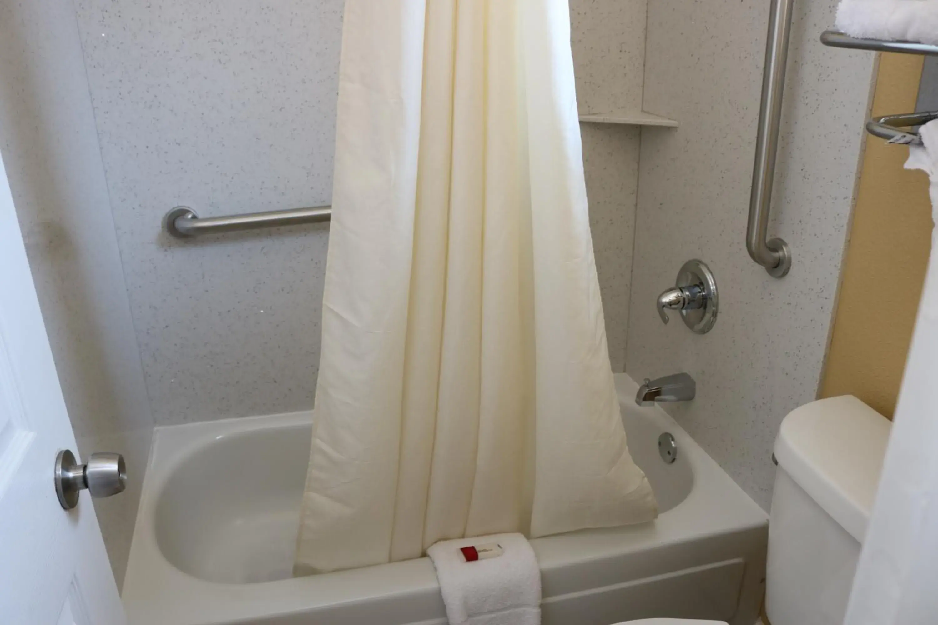 King Room - Non-Smoking in Kingsway Inn Corsicana King Room - Non-Smoking in Kingsway Inn Corsicana