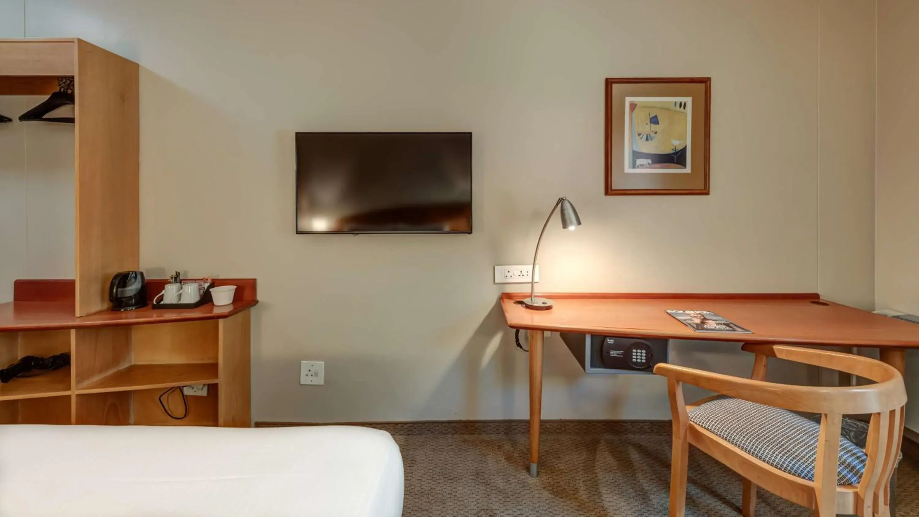 Standard Twin Beds Non-Smoking in StayEasy Pretoria Standard Twin Beds Non-Smoking in StayEasy Pretoria