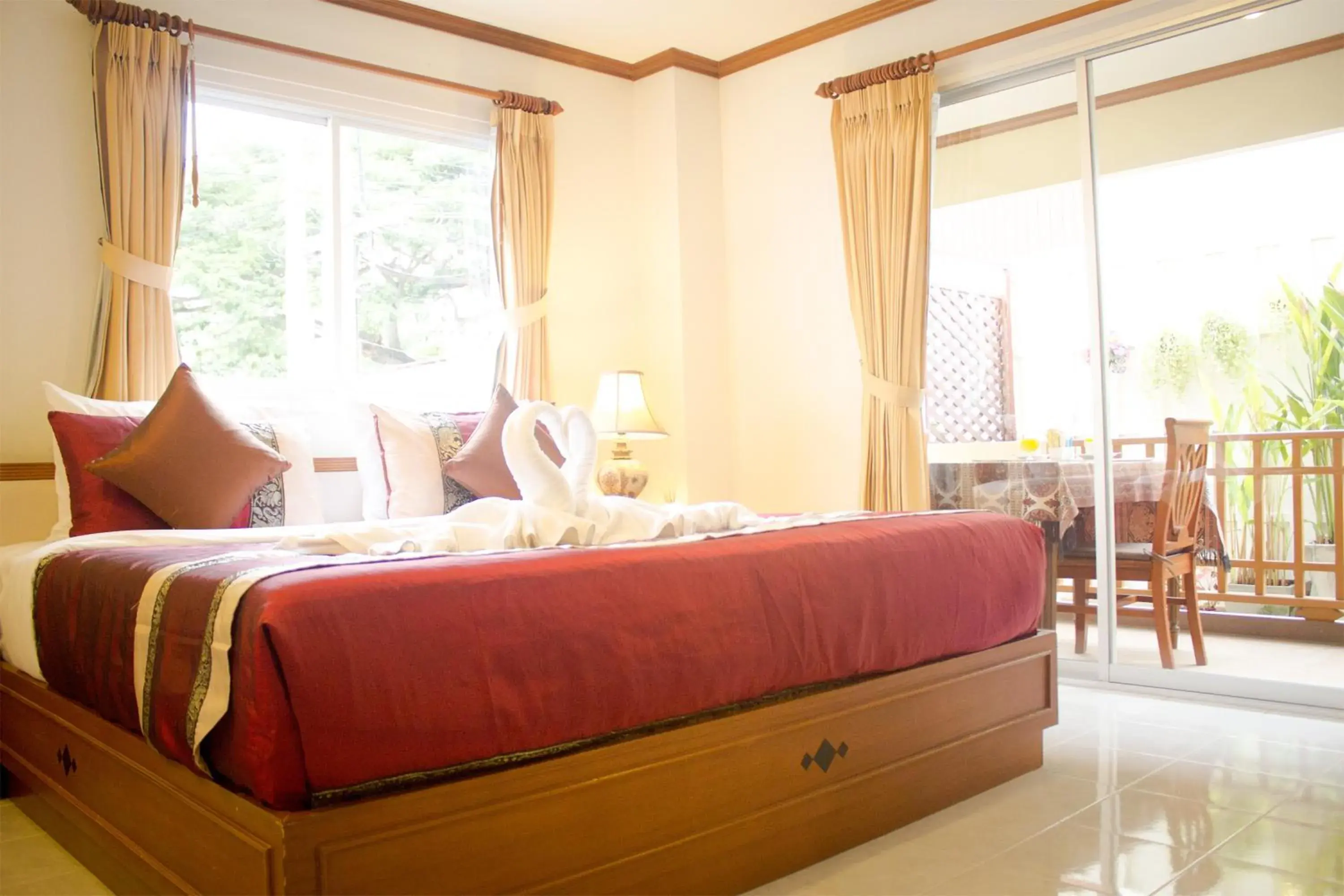 Deluxe Room in Hua Hin White Villa Hotel - SHA Certified Deluxe Room in Hua Hin White Villa Hotel - SHA Certified