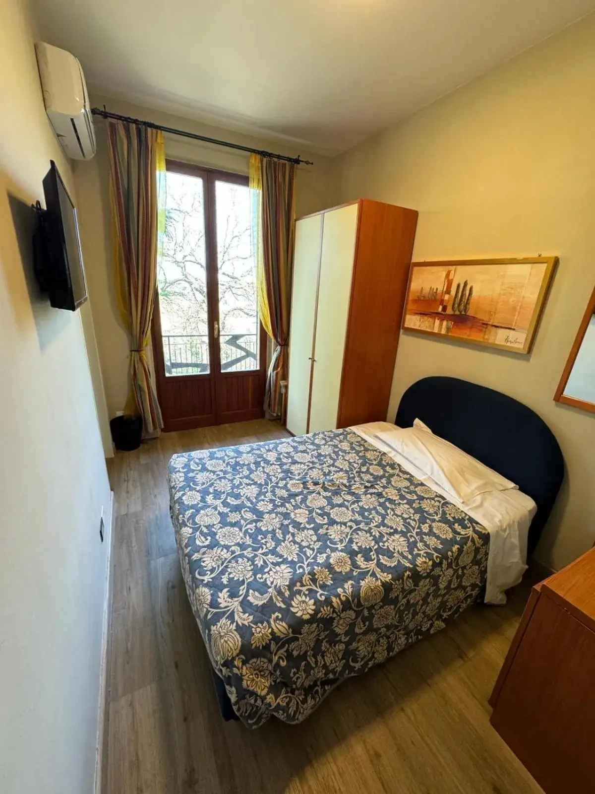 Single Room in AgriHotel Villa Ambra Single Room in AgriHotel Villa Ambra