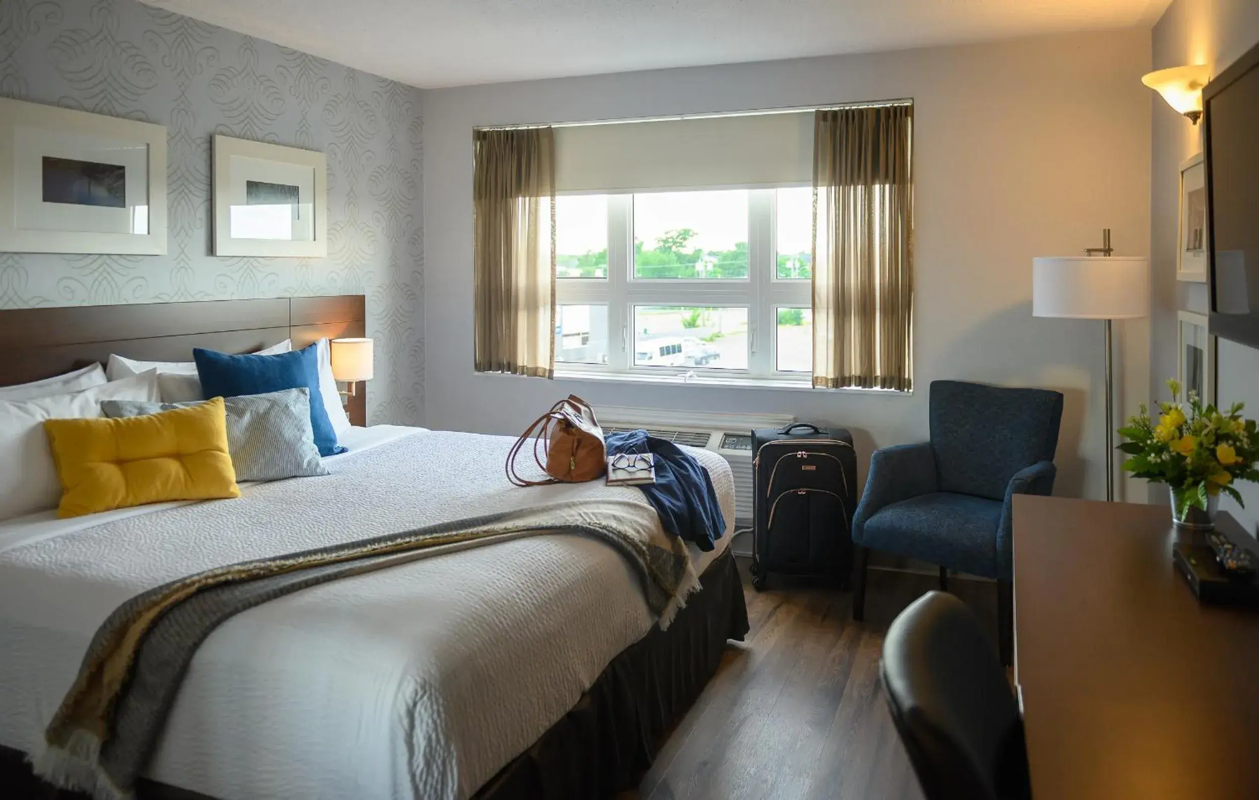 Standard King Room in Rodd Moncton Standard King Room in Rodd Moncton