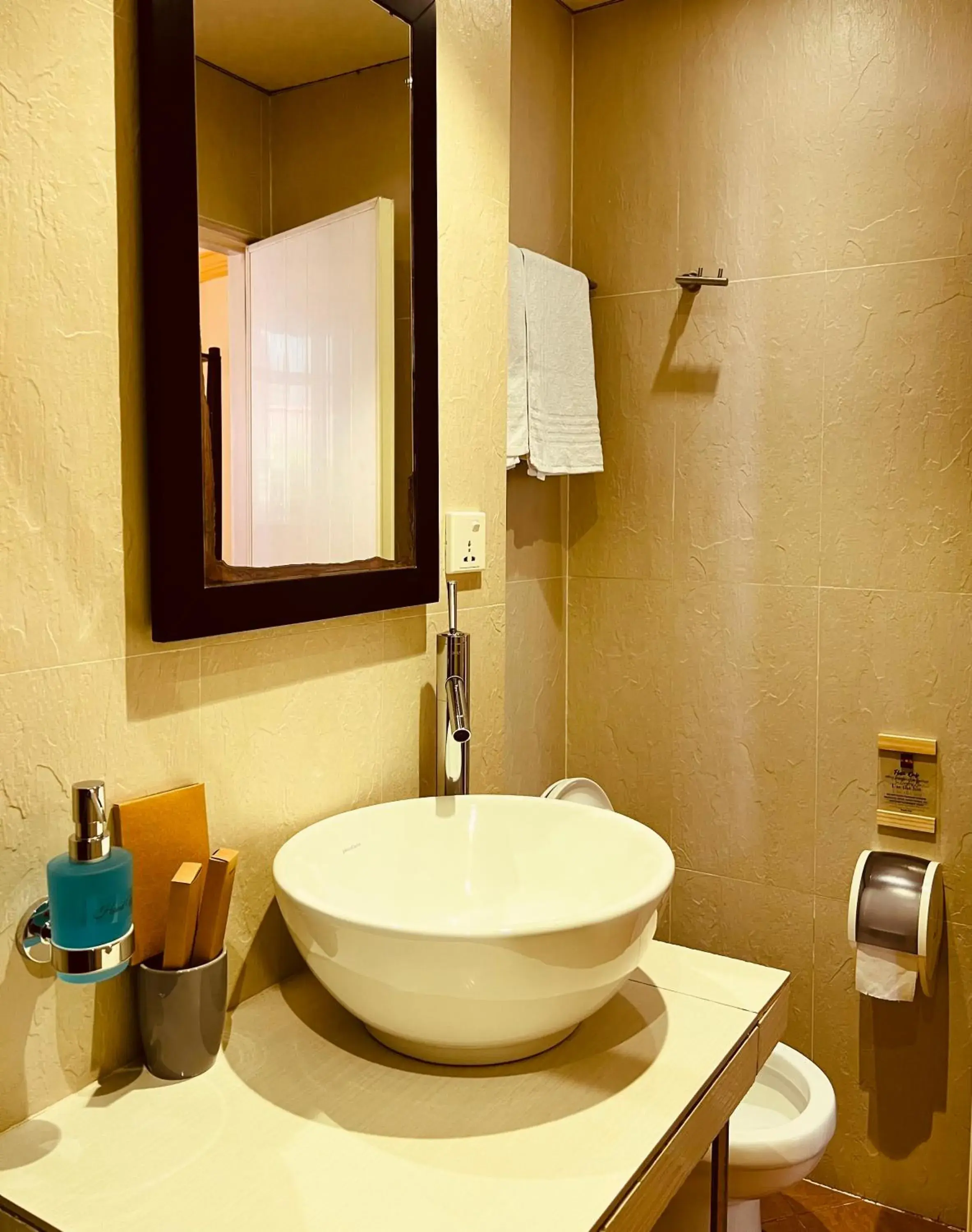 Deluxe Double Room (Free Return Airport Transfer) in Sala Boutique Hotel Deluxe Double Room (Free Return Airport Transfer) in Sala Boutique Hotel