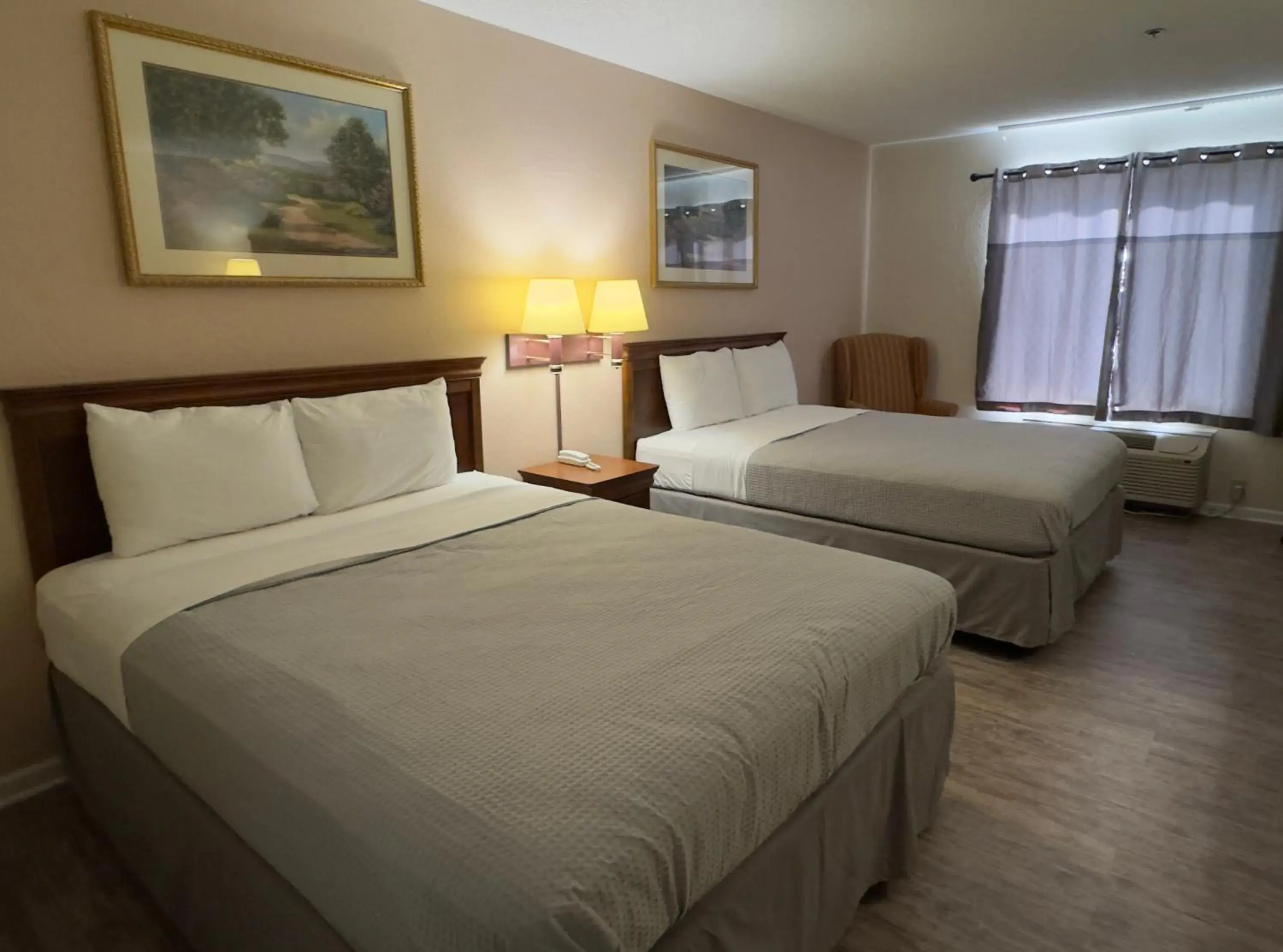 Queen Room with Two Queen Beds in FairBridge Inn Express Mount Vernon Queen Room with Two Queen Beds in FairBridge Inn Express Mount Vernon