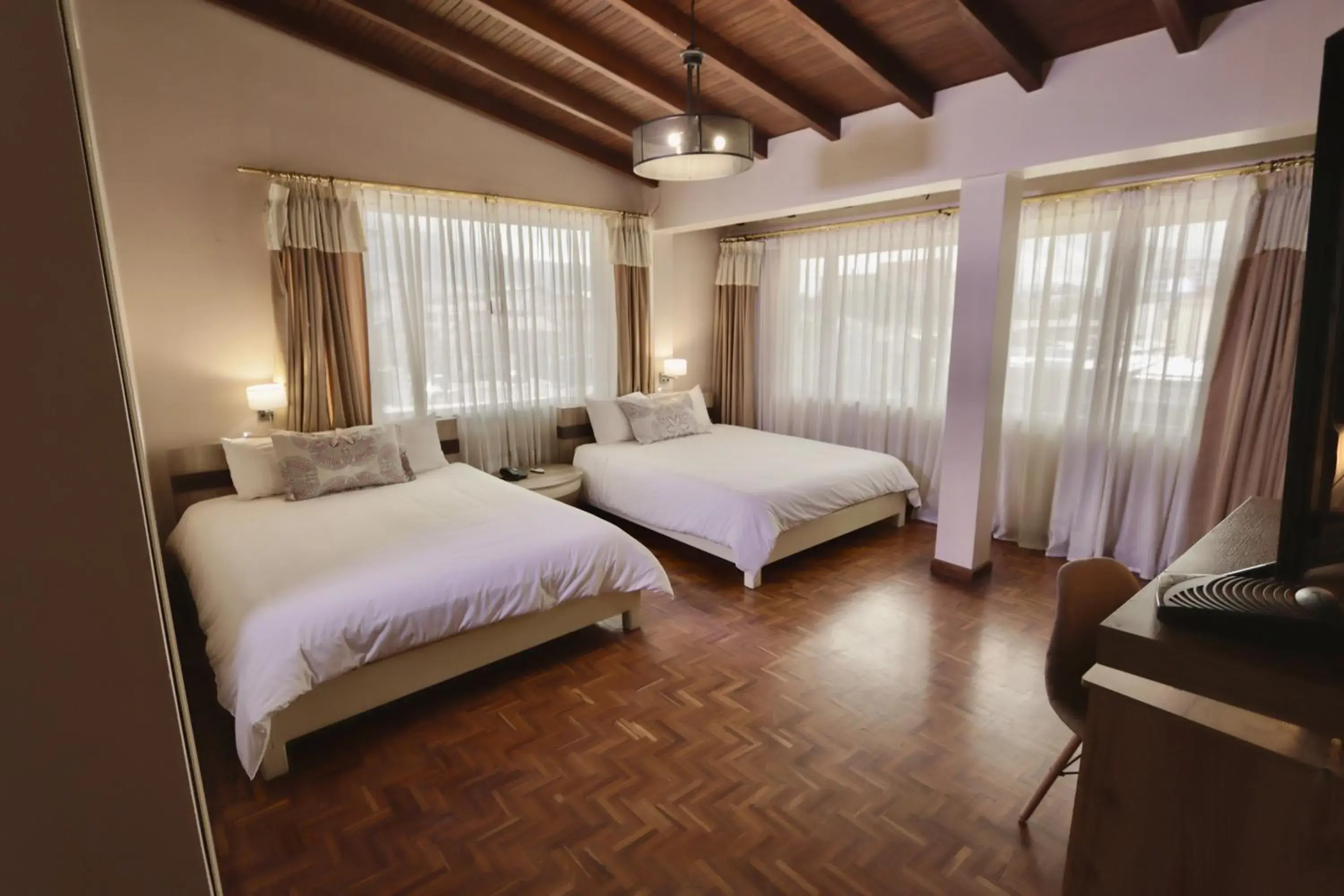 Standard Queen Room with Two Queen Beds in Hotel Sandmelis Standard Queen Room with Two Queen Beds in Hotel Sandmelis