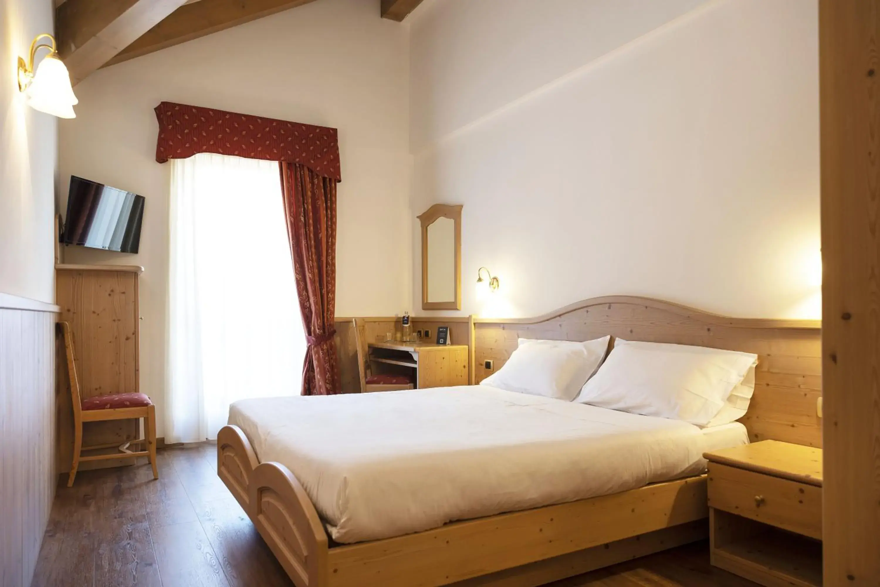 Standard Double or Twin Room in Beverly Alps Hotel & Spa Standard Double or Twin Room in Beverly Alps Hotel & Spa