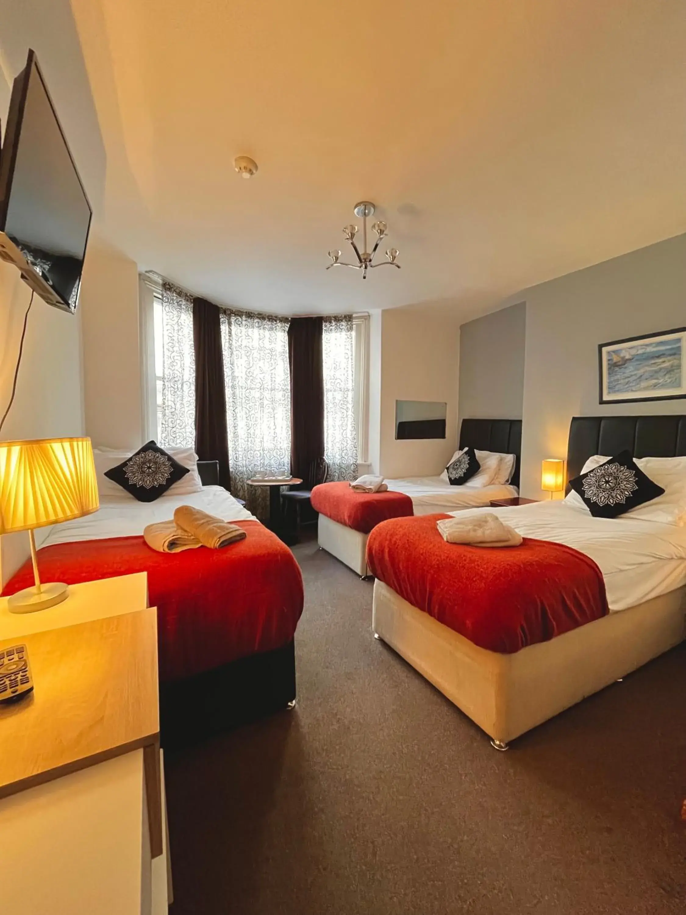 Triple Room in Old Palace Guest House Triple Room in Old Palace Guest House