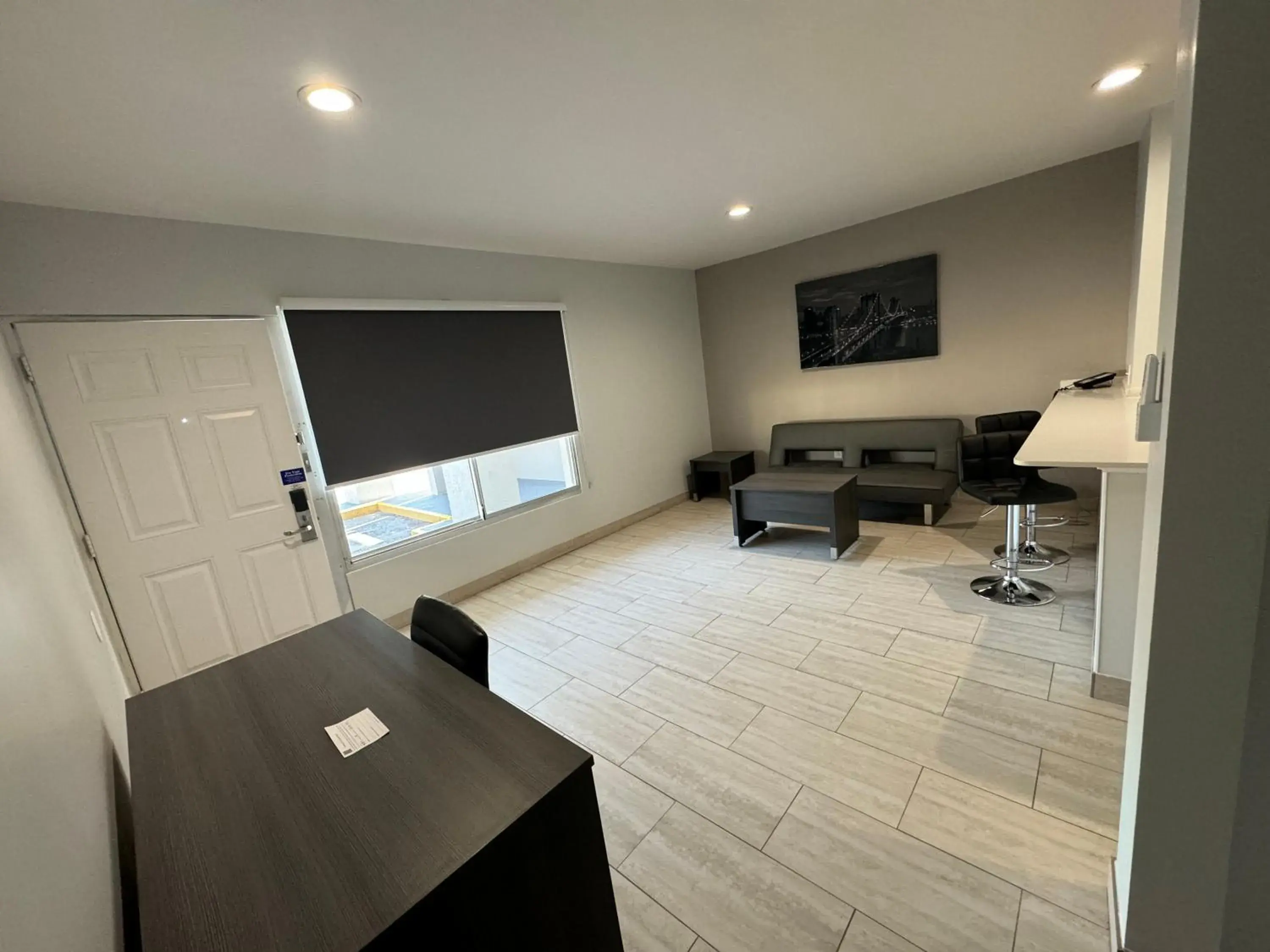 King Room with Roll-in Shower - Disability Access - Non-Smoking in Studio 6-Englewood, FL King Room with Roll-in Shower - Disability Access - Non-Smoking in Studio 6-Englewood, FL