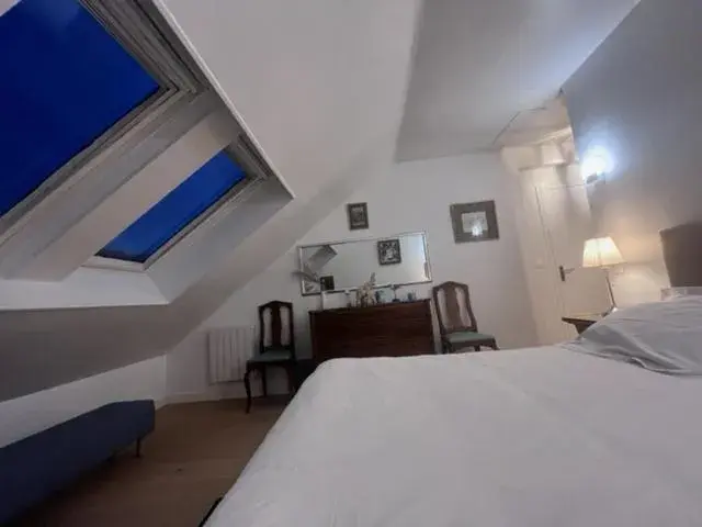 Double Room with Garden View - single occupancy in Villa Omaha Double Room with Garden View - single occupancy in Villa Omaha