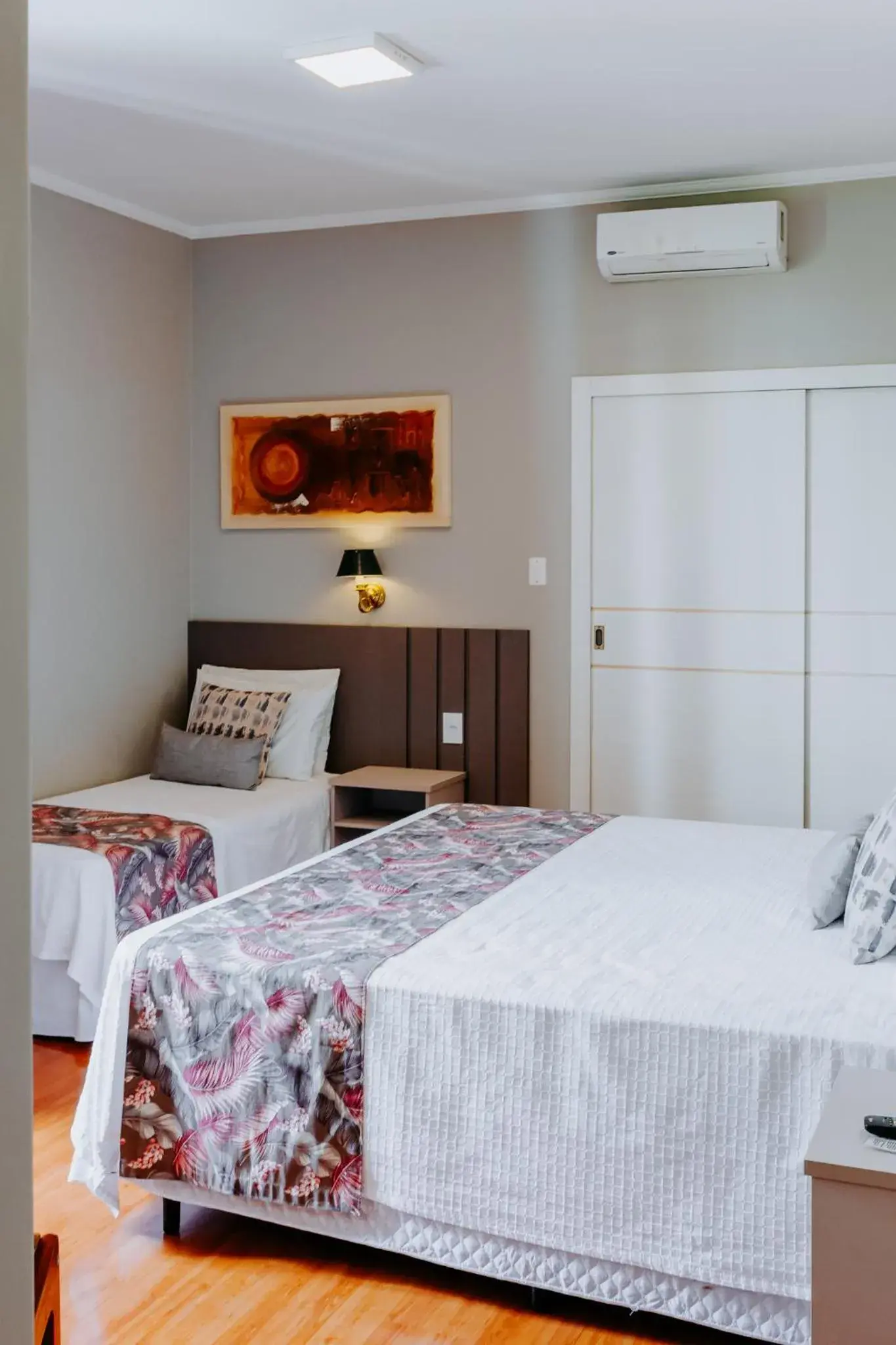 Superior Triple Room in Hotel Minas Gerais Superior Triple Room in Hotel Minas Gerais