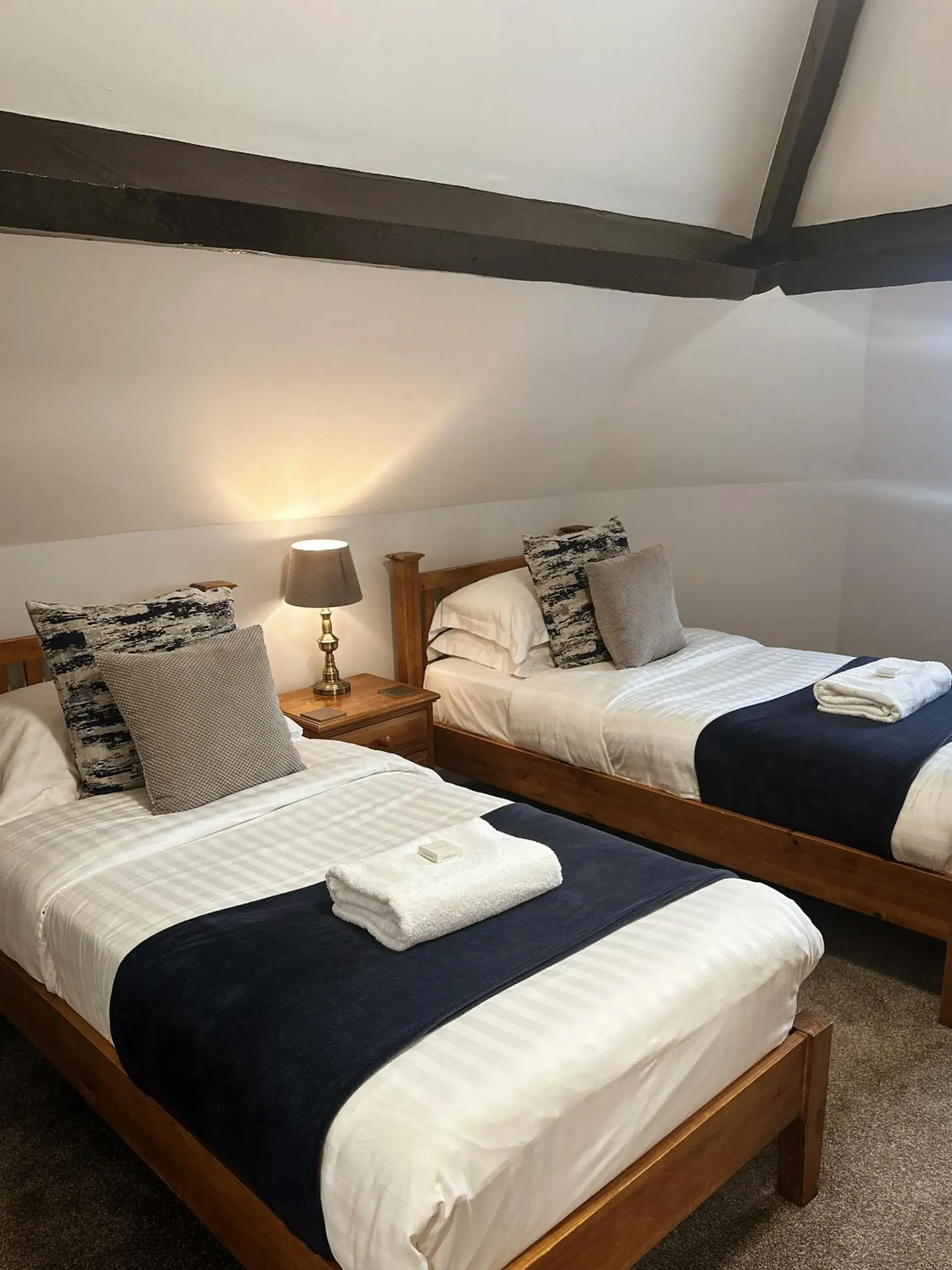 Standard Twin Room - single occupancy in The Corbet Arms Standard Twin Room - single occupancy in The Corbet Arms