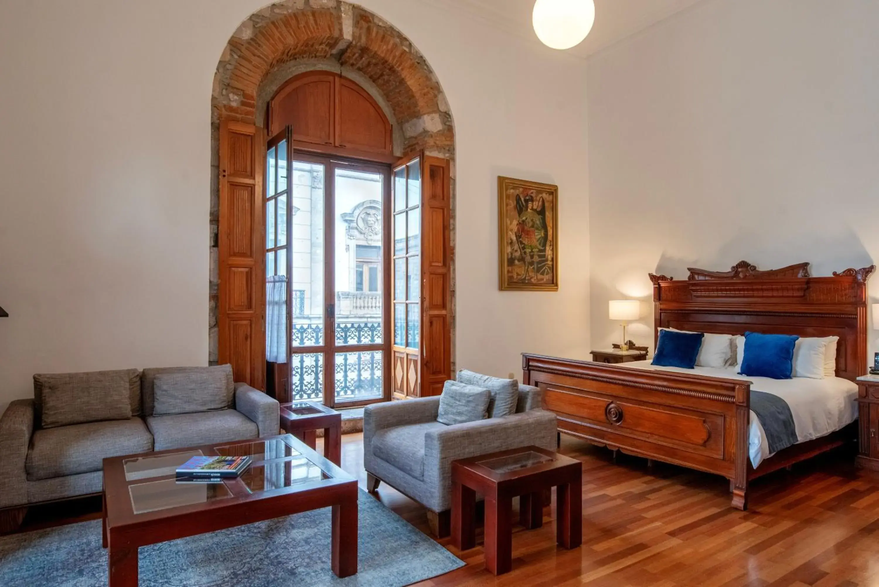 King Suite with Balcony in Hotel Los Juaninos King Suite with Balcony in Hotel Los Juaninos