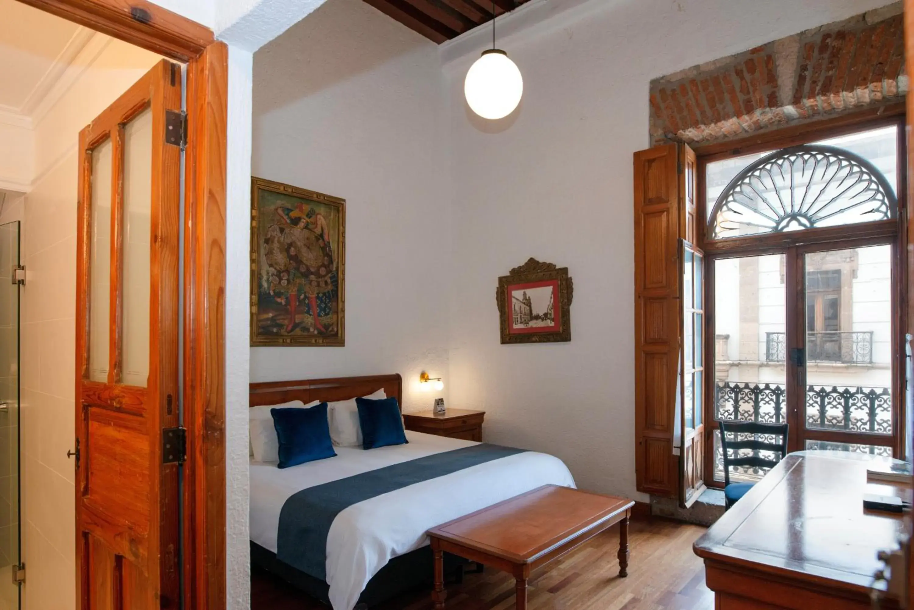 Deluxe Room in Hotel Los Juaninos Deluxe Room in Hotel Los Juaninos