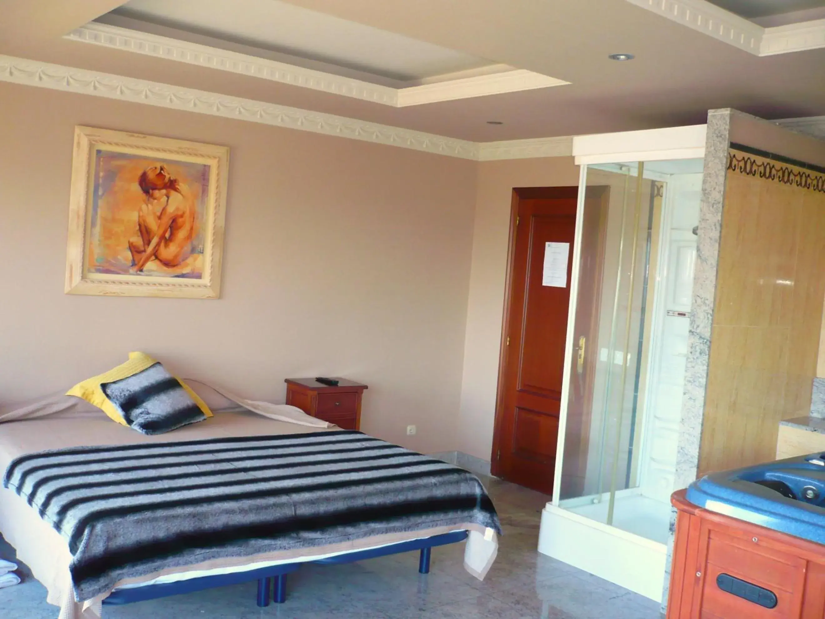 Deluxe Double Room with Bath in Pensión Bos Deluxe Double Room with Bath in Pensión Bos