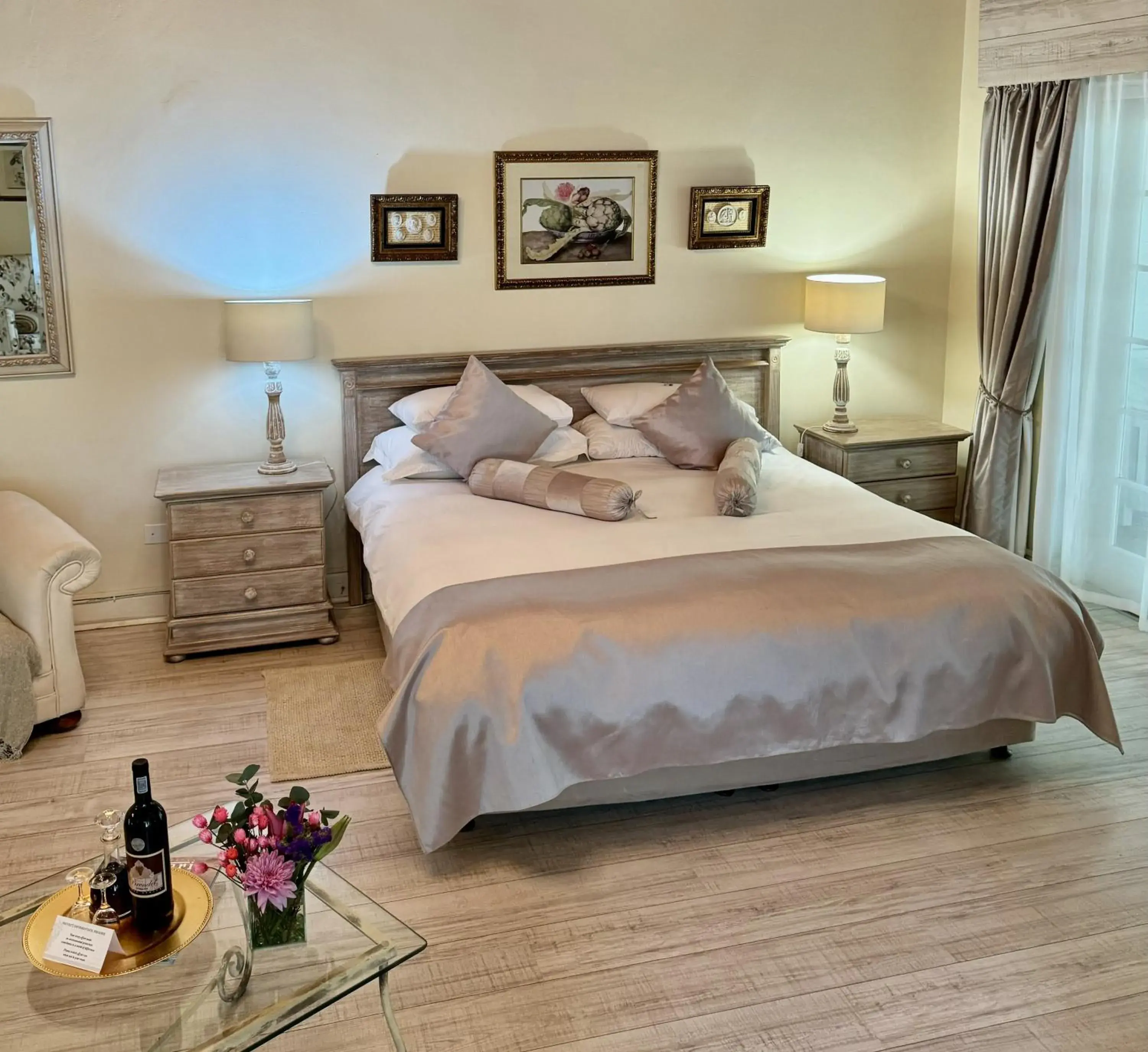 Suite - single occupancy in Le Manoir de Brendel Suite - single occupancy in Le Manoir de Brendel