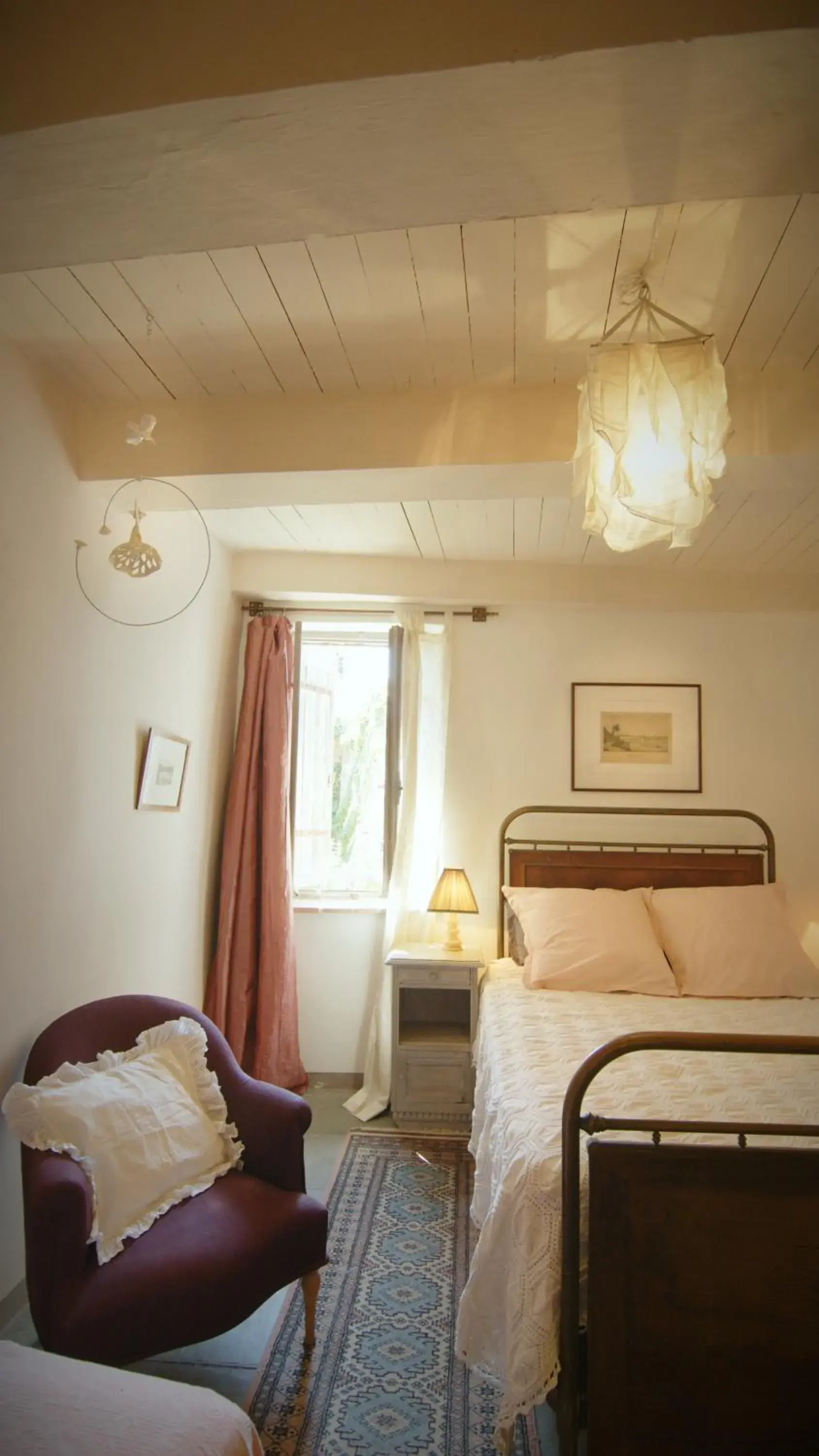 Family Room with Private Bathroom in Les chambres d'Elise Family Room with Private Bathroom in Les chambres d'Elise