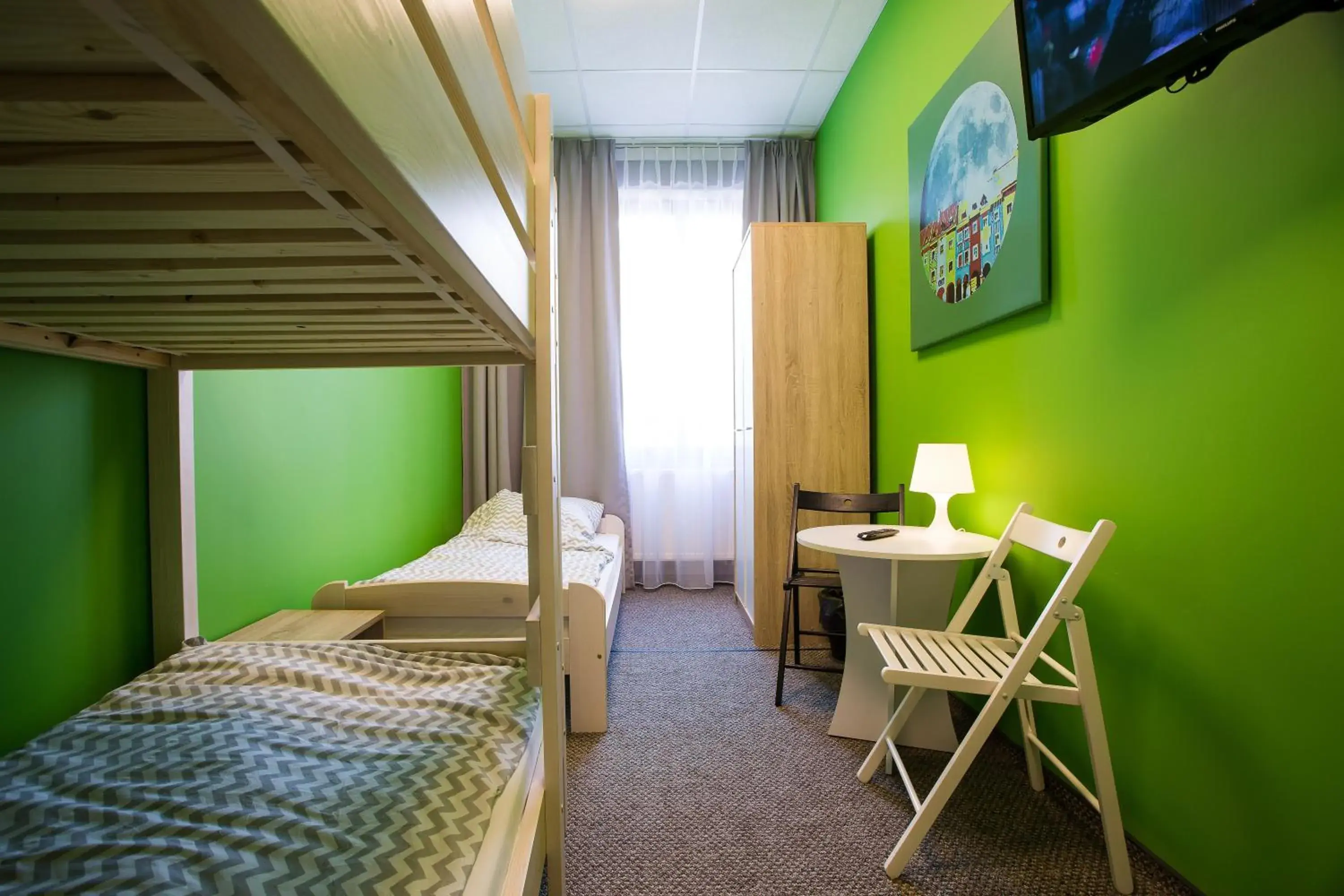 Triple Room in Moon Hostel Poznań Triple Room in Moon Hostel Poznań