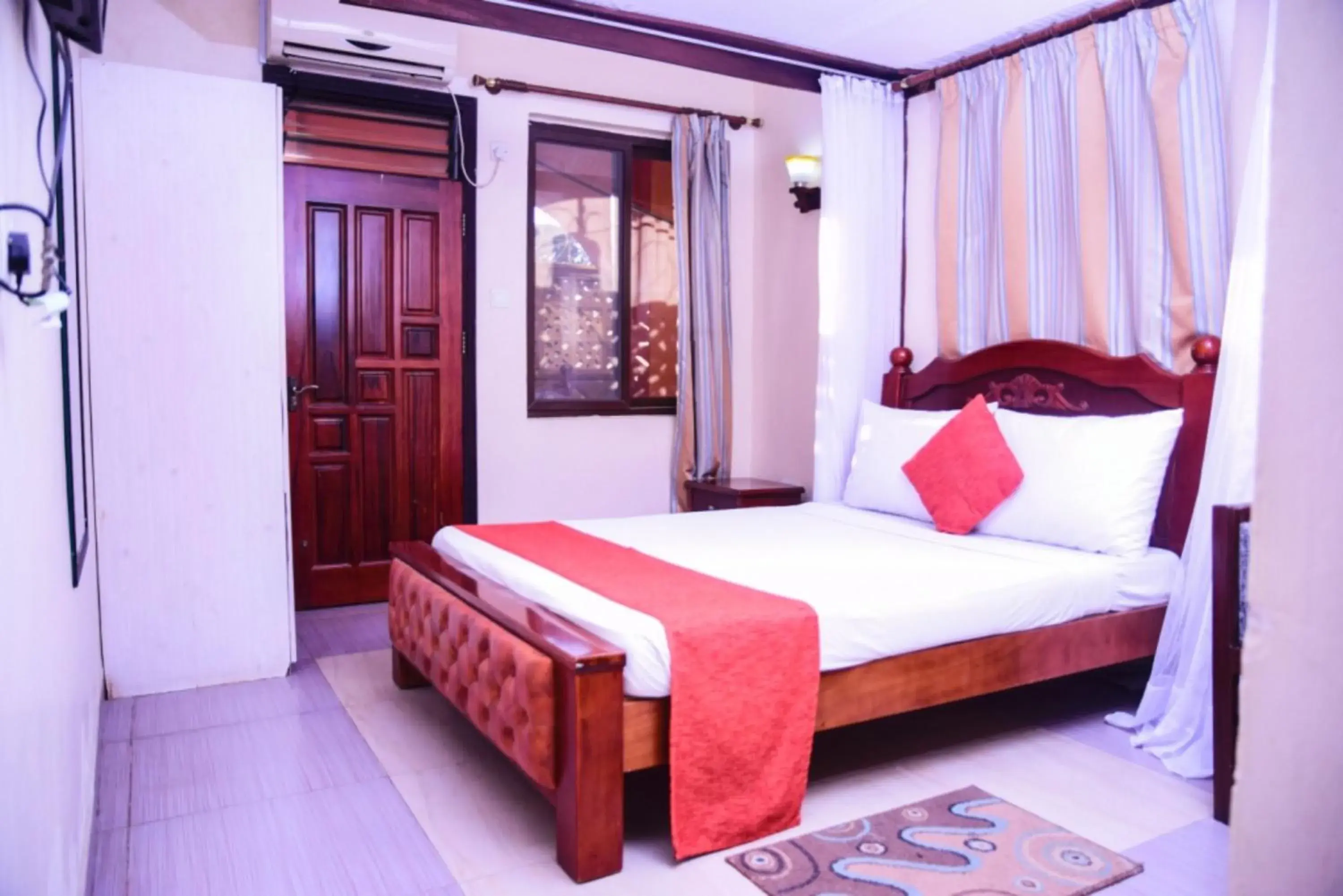 Standard Single Room - single occupancy in Lambada Holiday Resort Mombasa Standard Single Room - single occupancy in Lambada Holiday Resort Mombasa