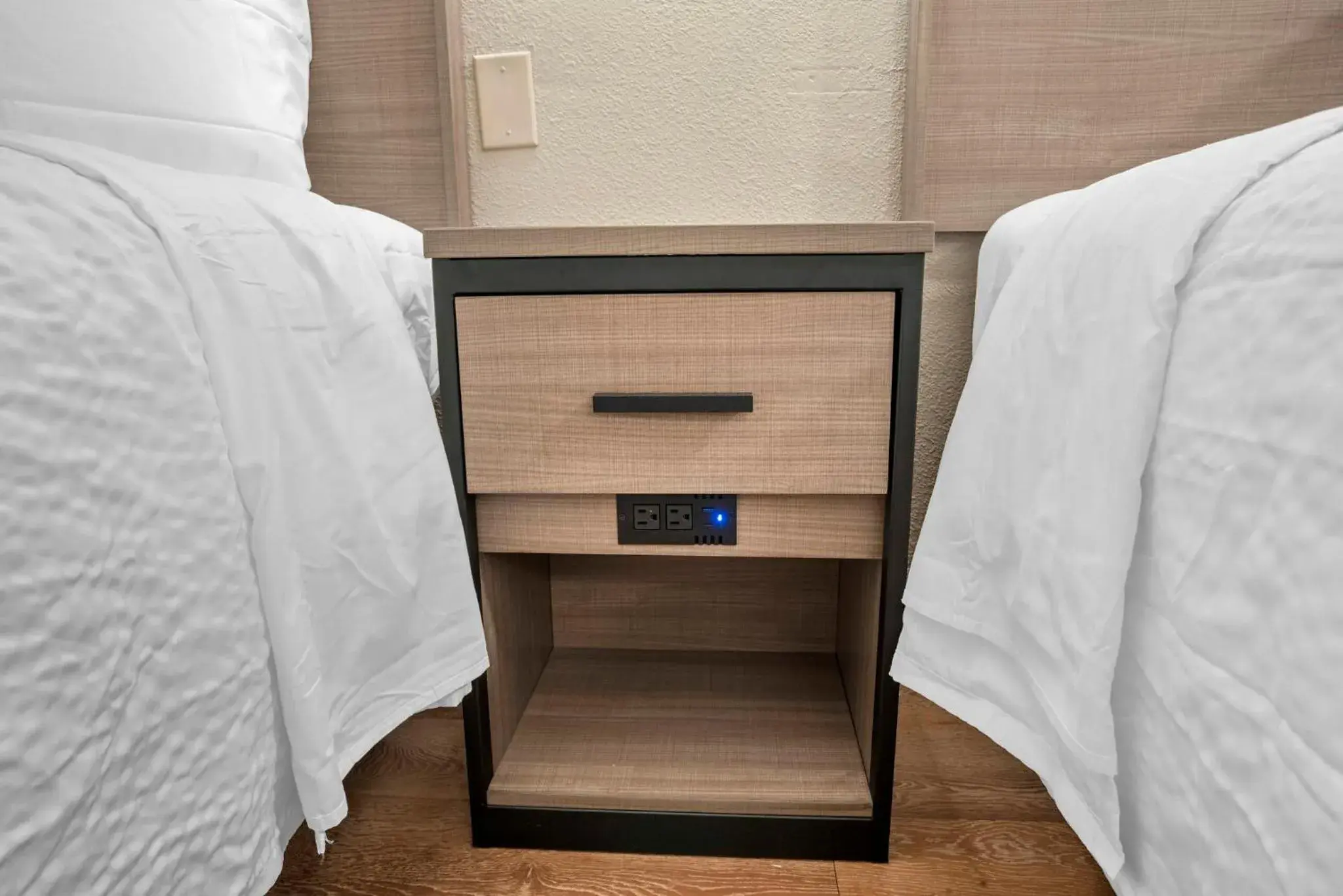 Standard Room with Two Double Beds Smoke Free in Red Roof Inn West Monroe Standard Room with Two Double Beds Smoke Free in Red Roof Inn West Monroe