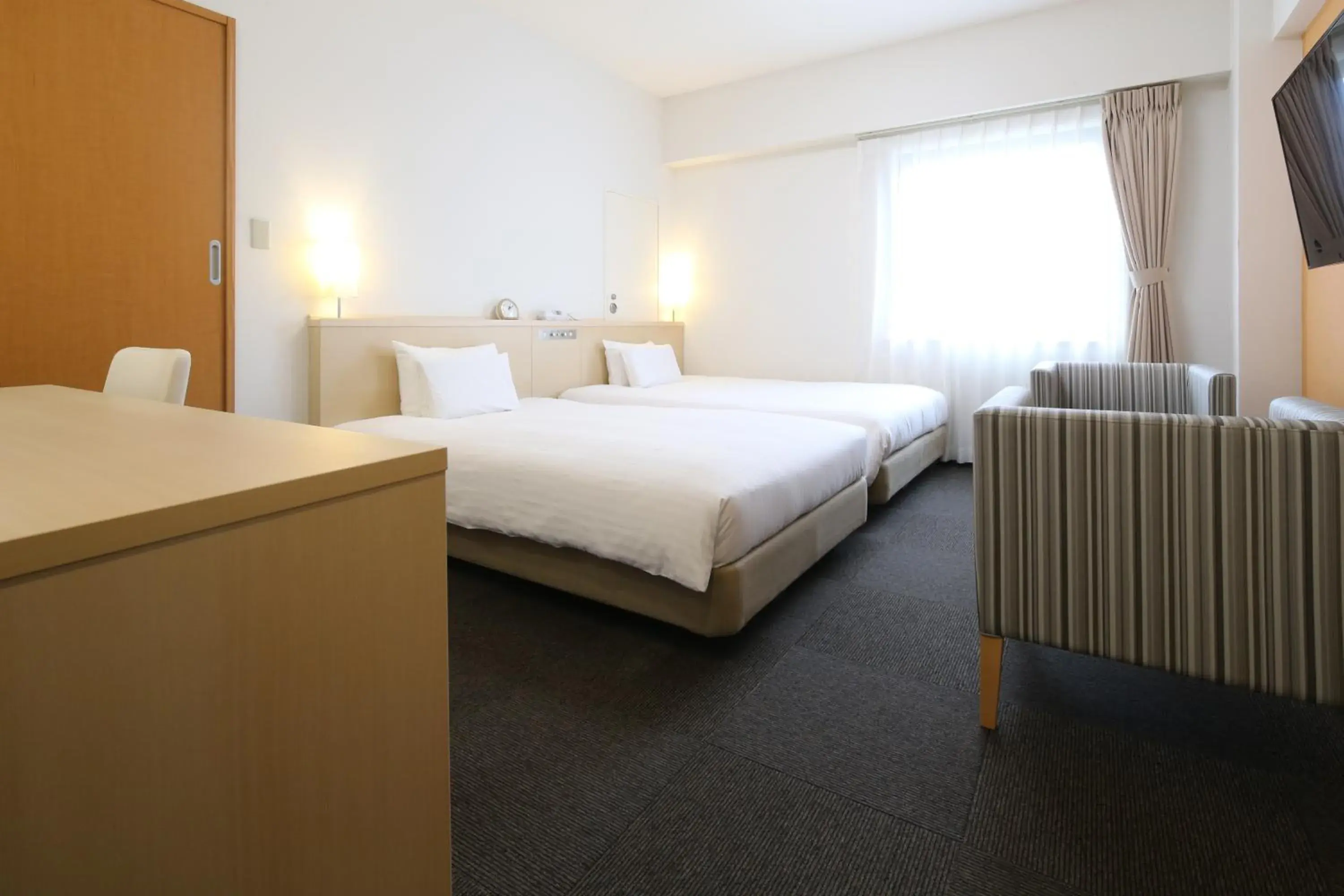 Deluxe Twin Room B - single occupancy - Smoking in AB Hotel Mikawa Anjo Honkan Deluxe Twin Room B - single occupancy - Smoking in AB Hotel Mikawa Anjo Honkan