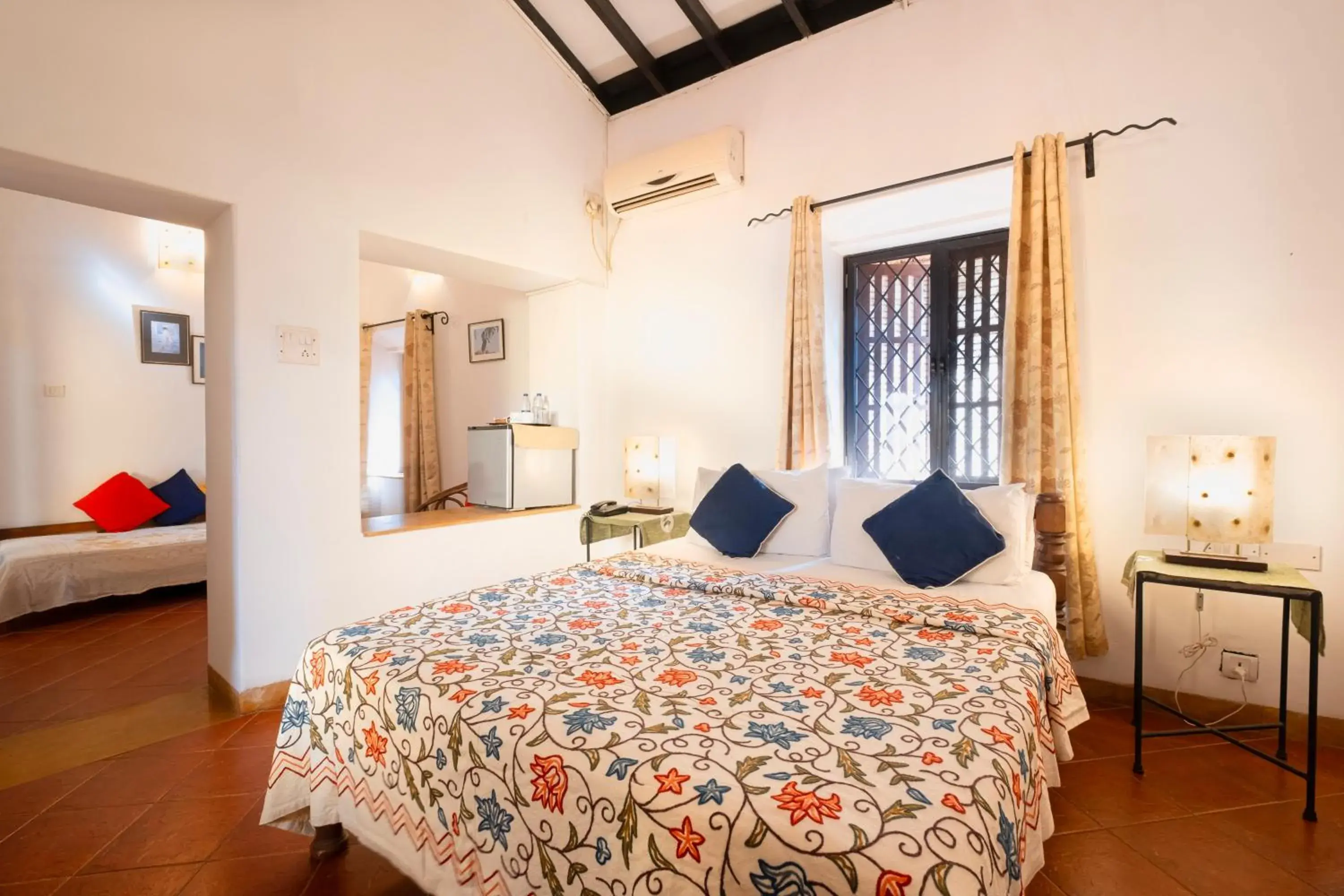 Classic Ancestral Suite - single occupancy in Granpa's Inn Hotel Bougainvillea Classic Ancestral Suite - single occupancy in Granpa's Inn Hotel Bougainvillea