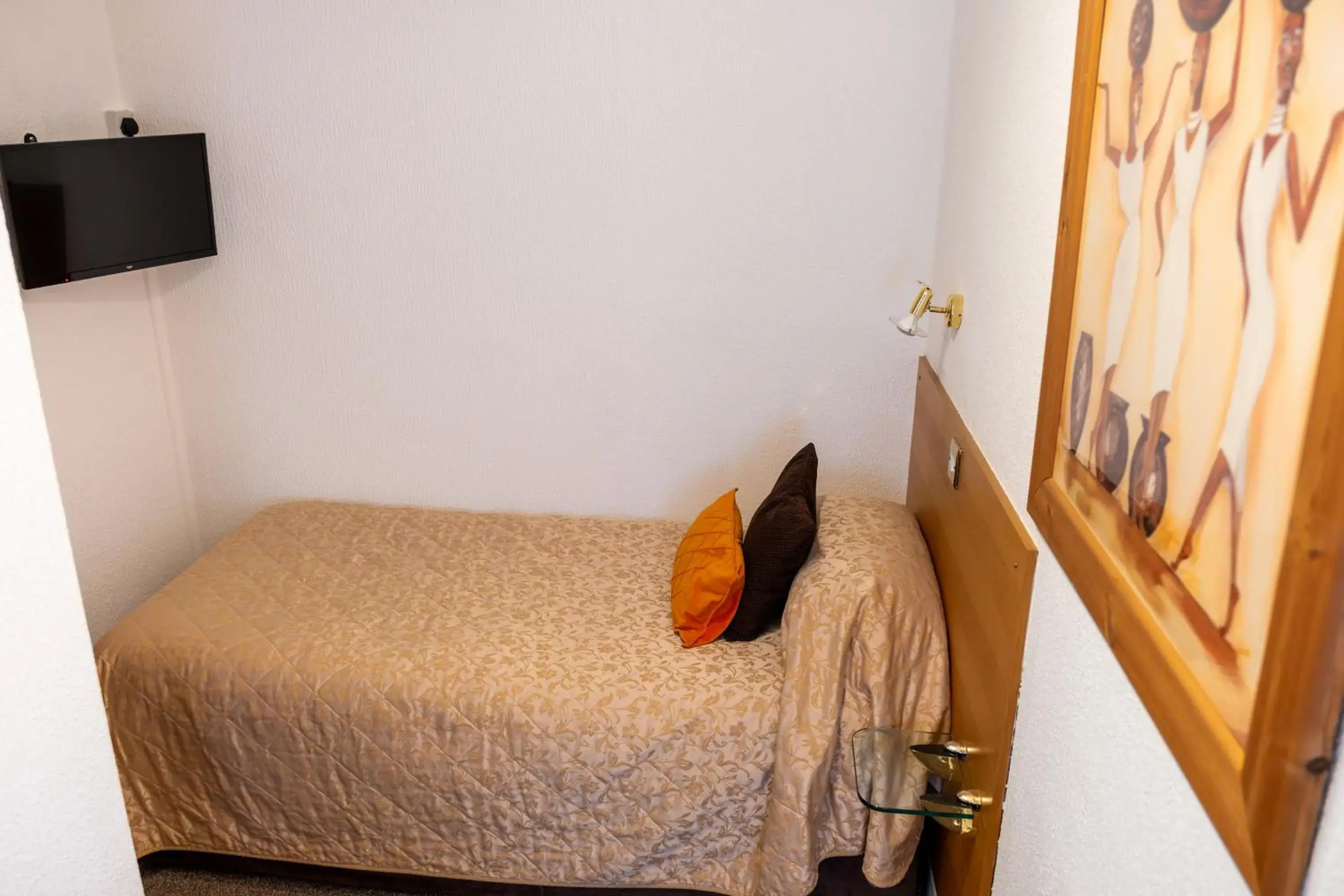 Budget Single Room - single occupancy in Park Manor Hotel Budget Single Room - single occupancy in Park Manor Hotel